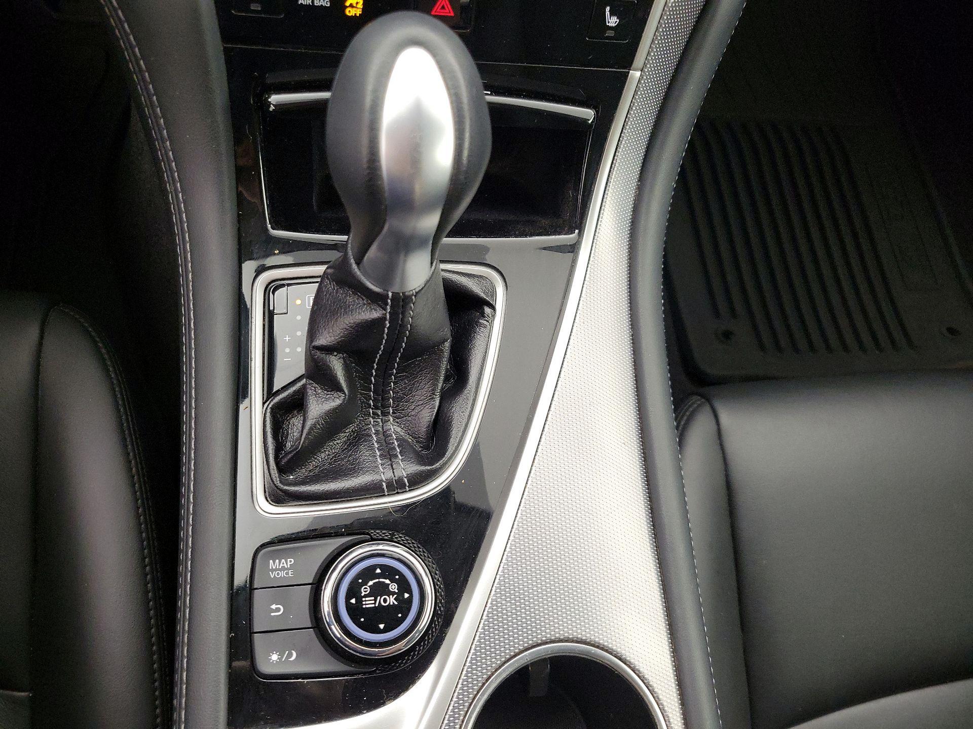 Thumbnail: 2014 INFINITI Q50 - 17