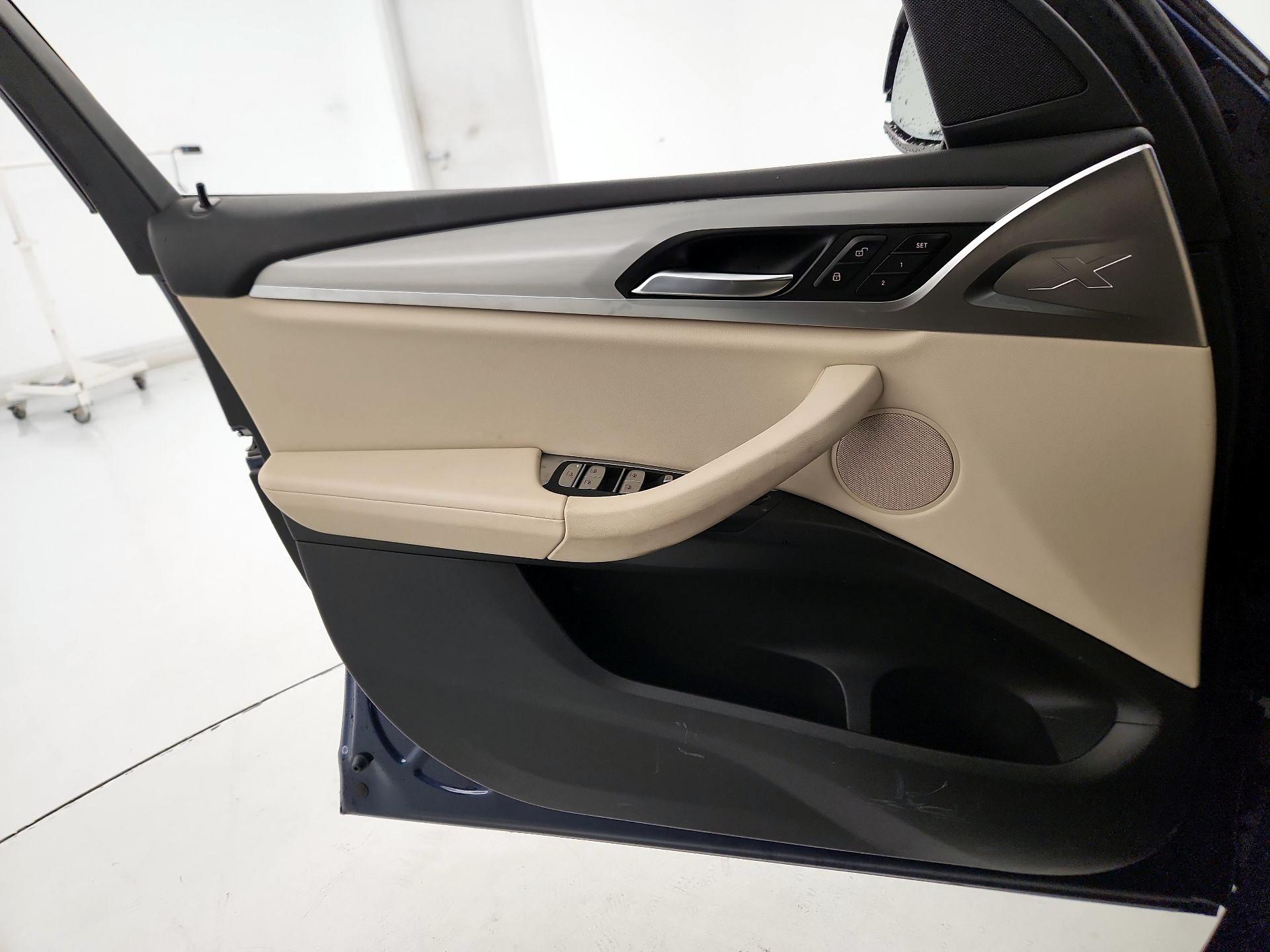 Thumbnail: 2021 BMW X3 - 12