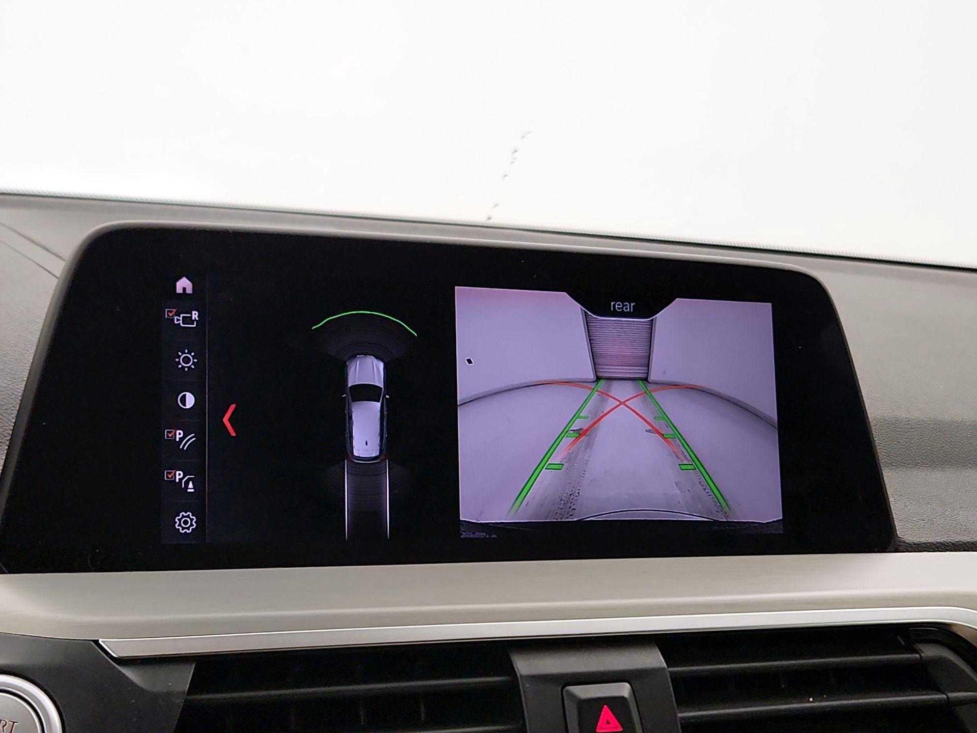 Thumbnail: 2021 BMW X3 - 15