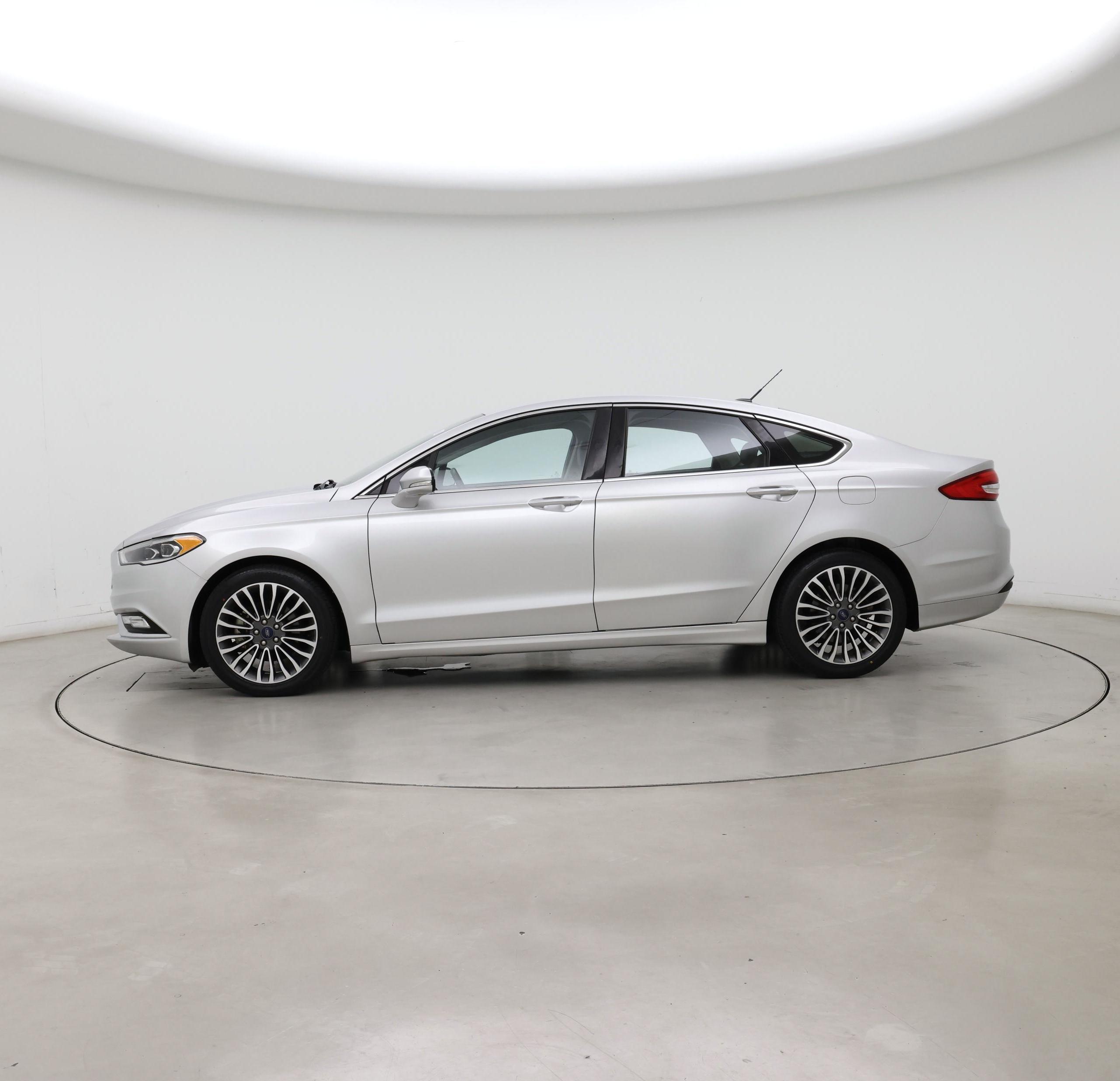 Thumbnail: 2017 Ford Fusion - 3