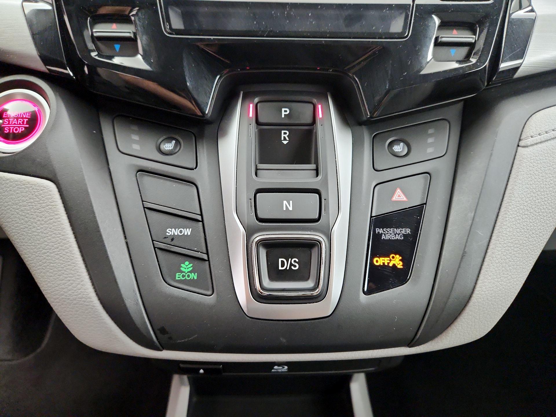 Thumbnail: 2018 Honda Odyssey - 18