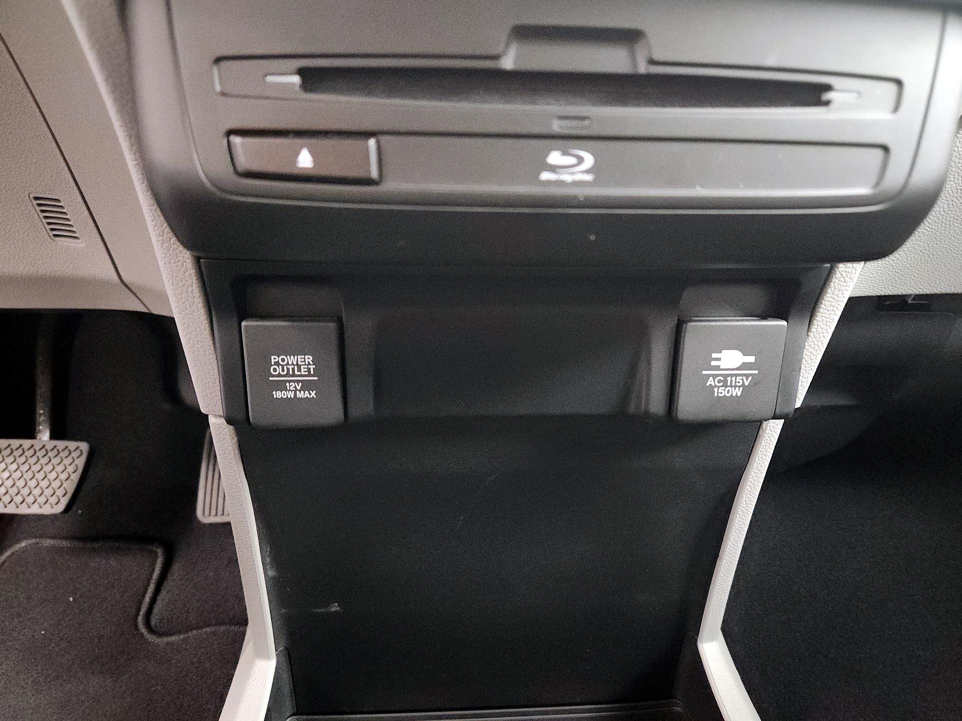 Thumbnail: 2018 Honda Odyssey - 19
