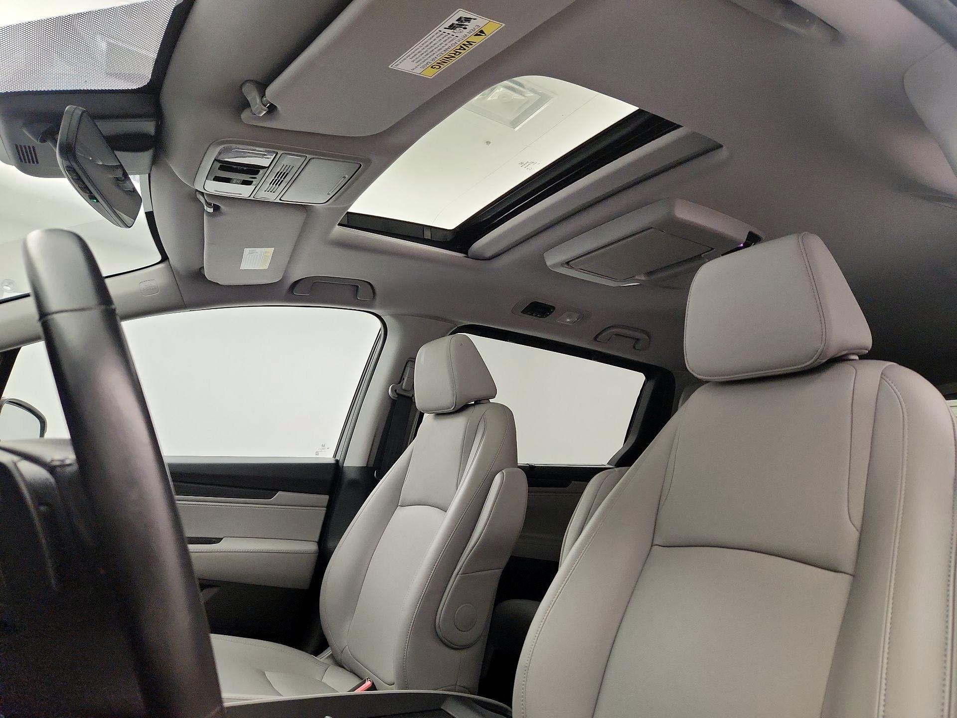 Thumbnail: 2018 Honda Odyssey - 20