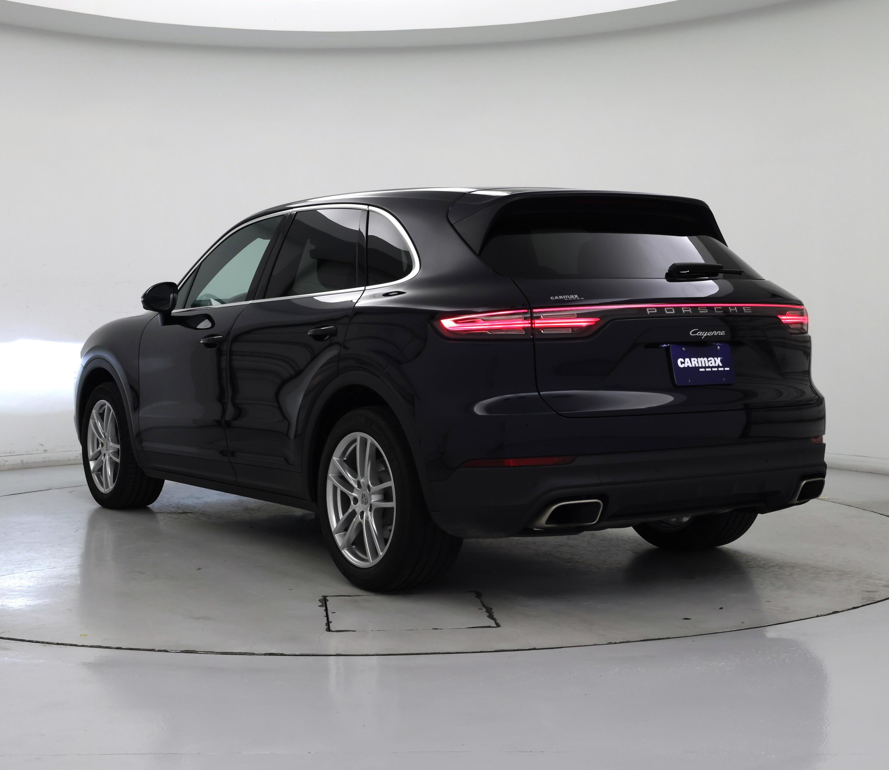 Thumbnail: 2020 Porsche Cayenne - 2