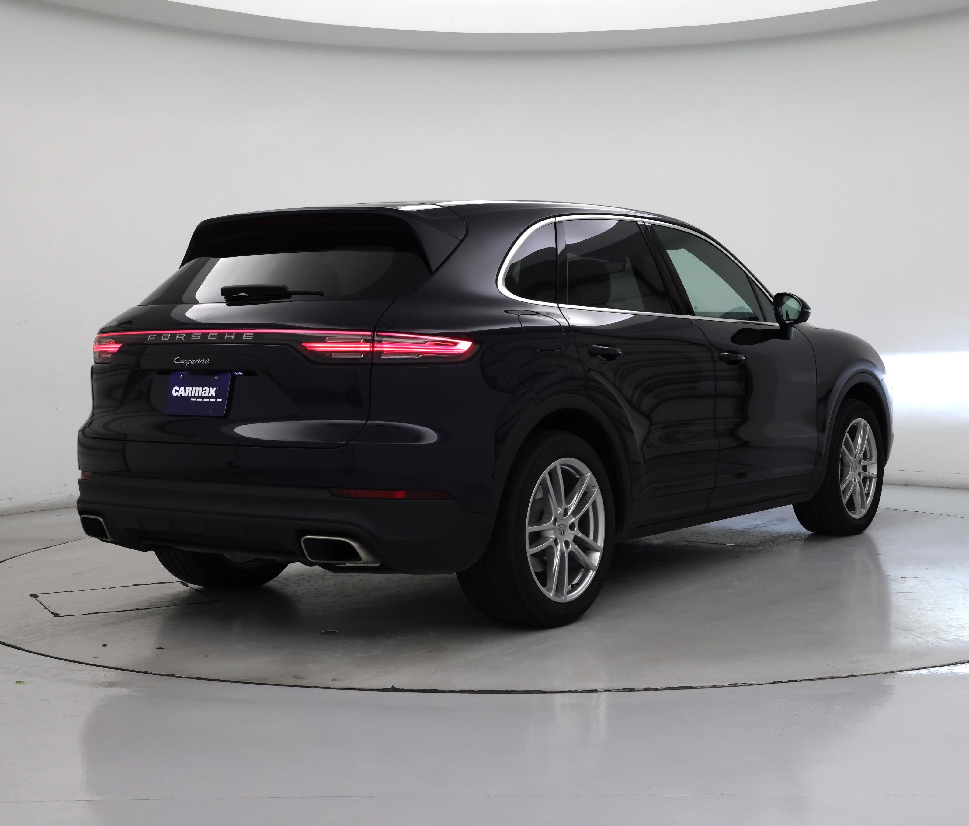 Thumbnail: 2020 Porsche Cayenne - 8