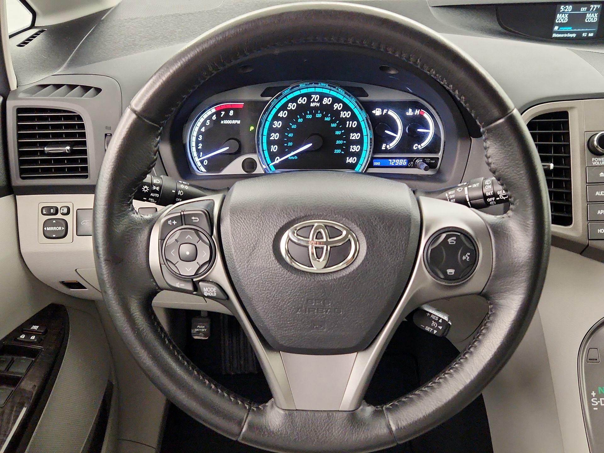 Thumbnail: 2015 Toyota Venza - 10