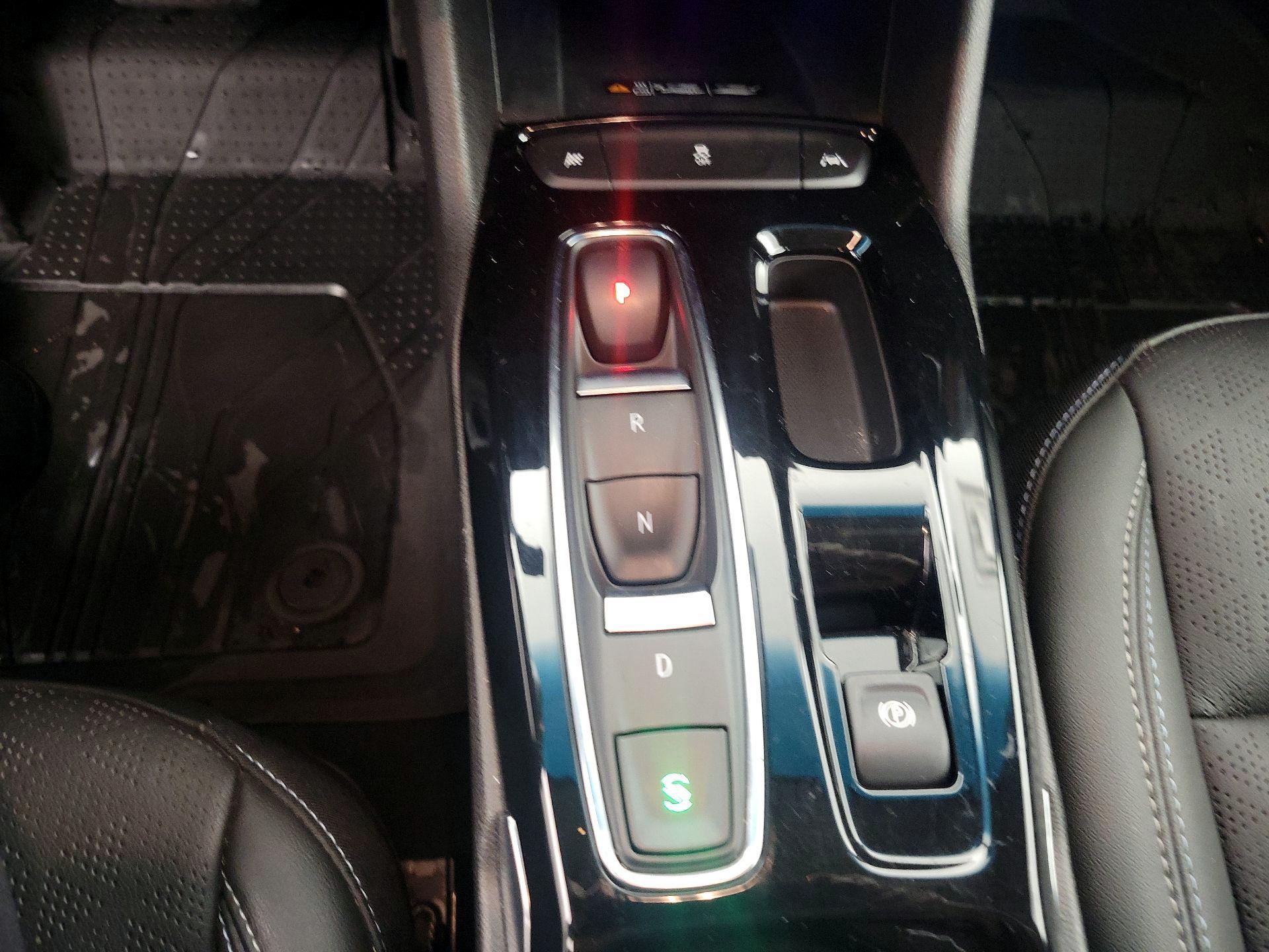 Thumbnail: 2023 Chevrolet Bolt EV - 18