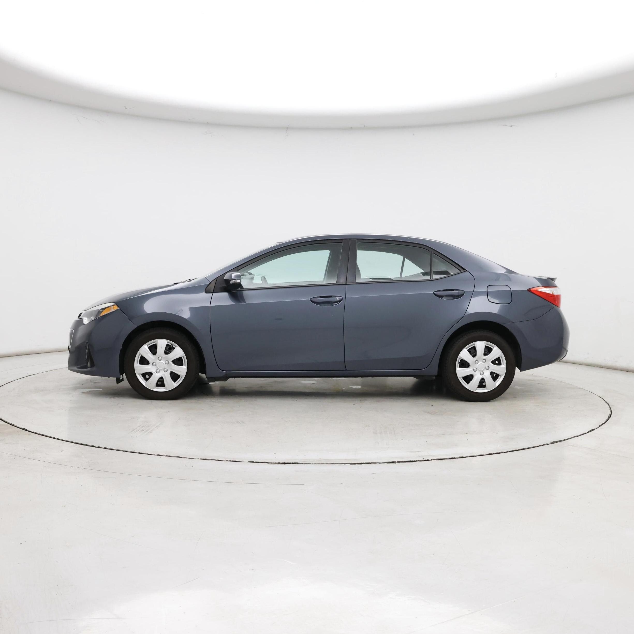 Thumbnail: 2016 Toyota Corolla - 3