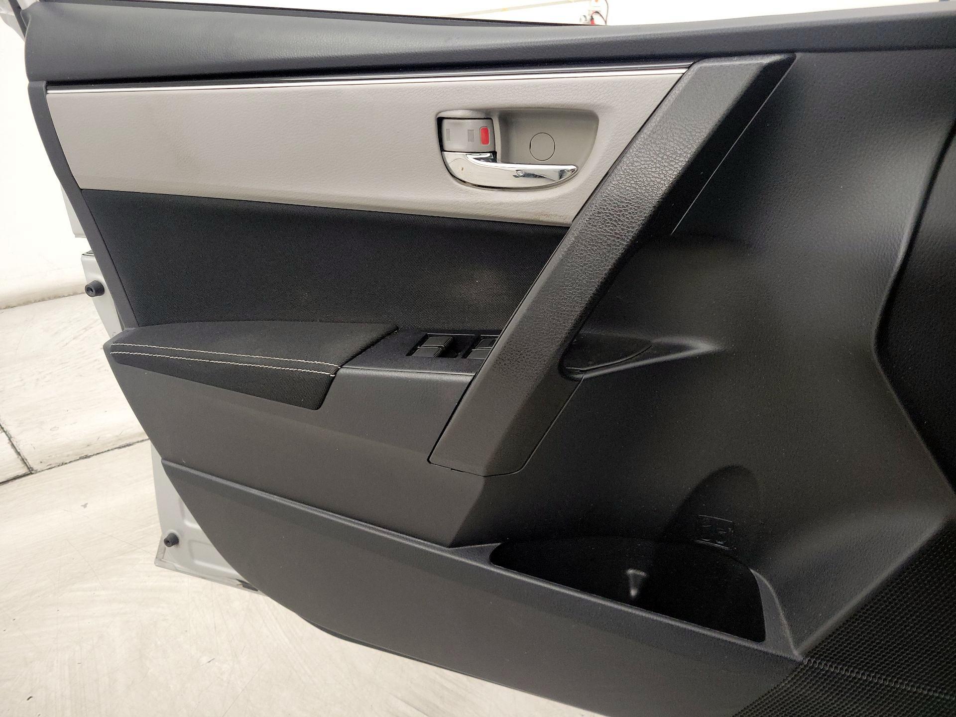 Thumbnail: 2019 Toyota Corolla - 12