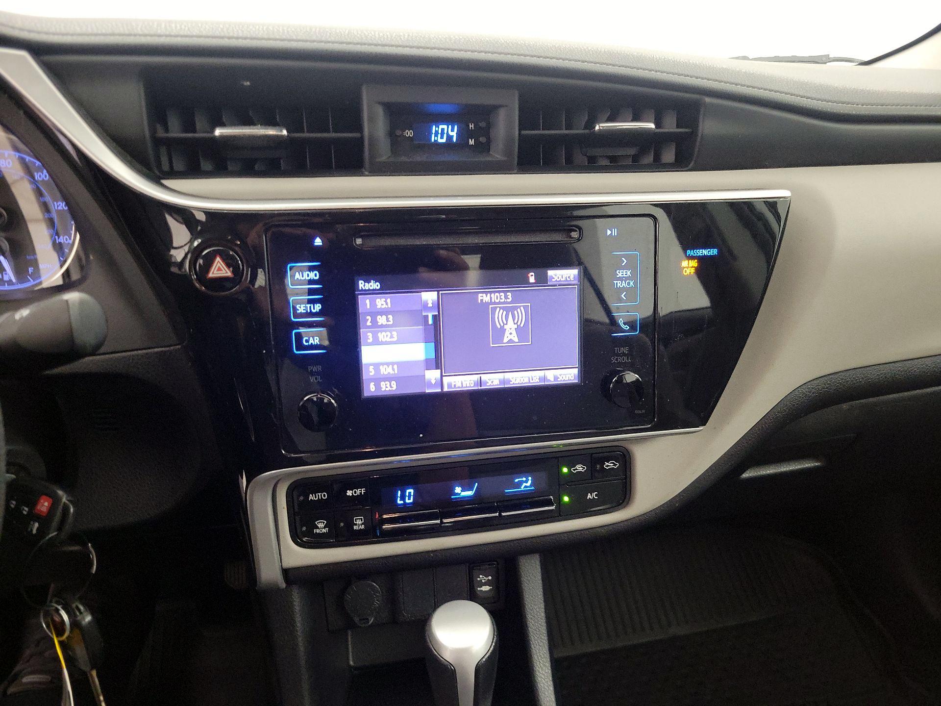 Thumbnail: 2019 Toyota Corolla - 15