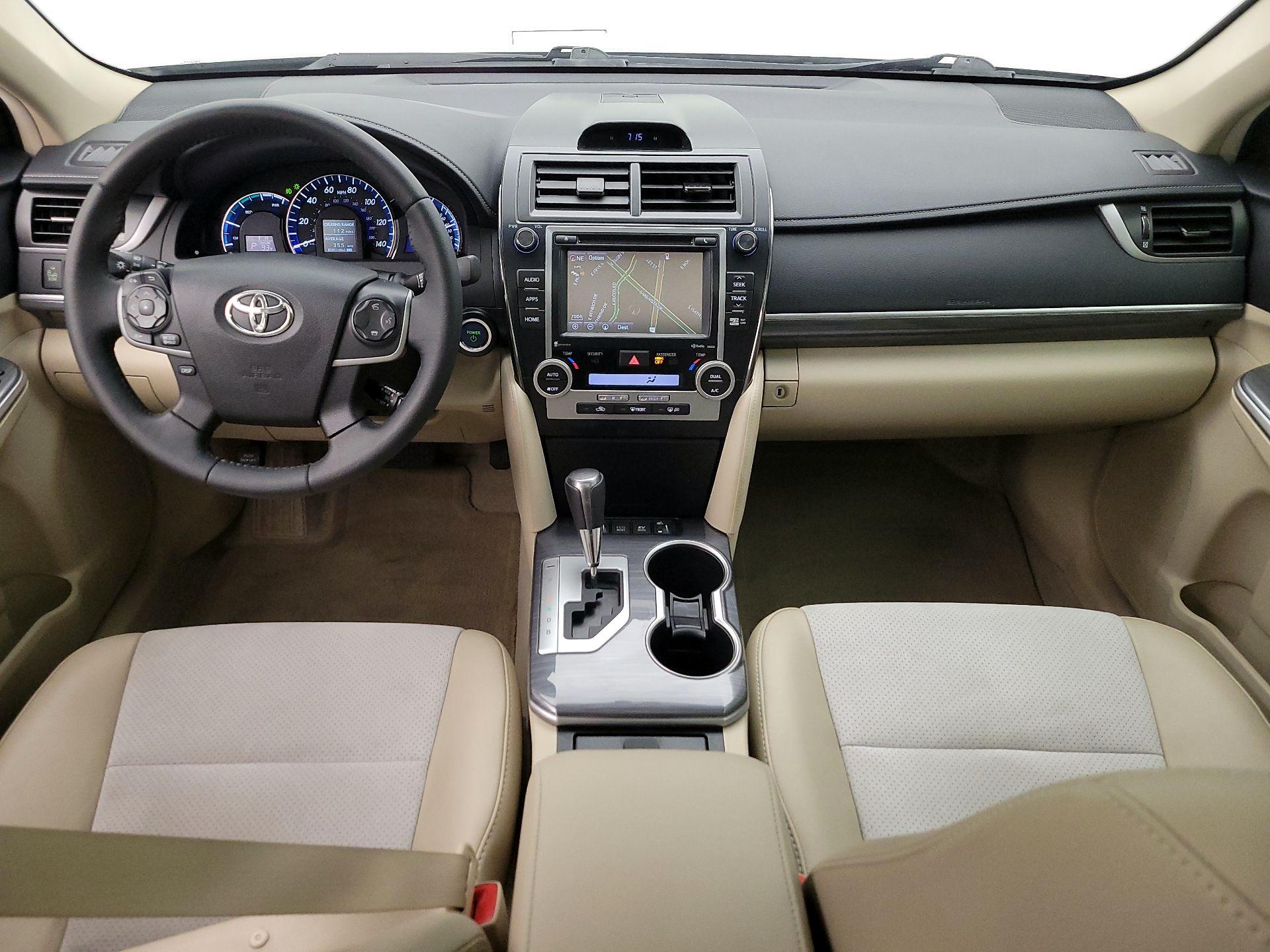 Thumbnail: 2014 Toyota Camry - 9