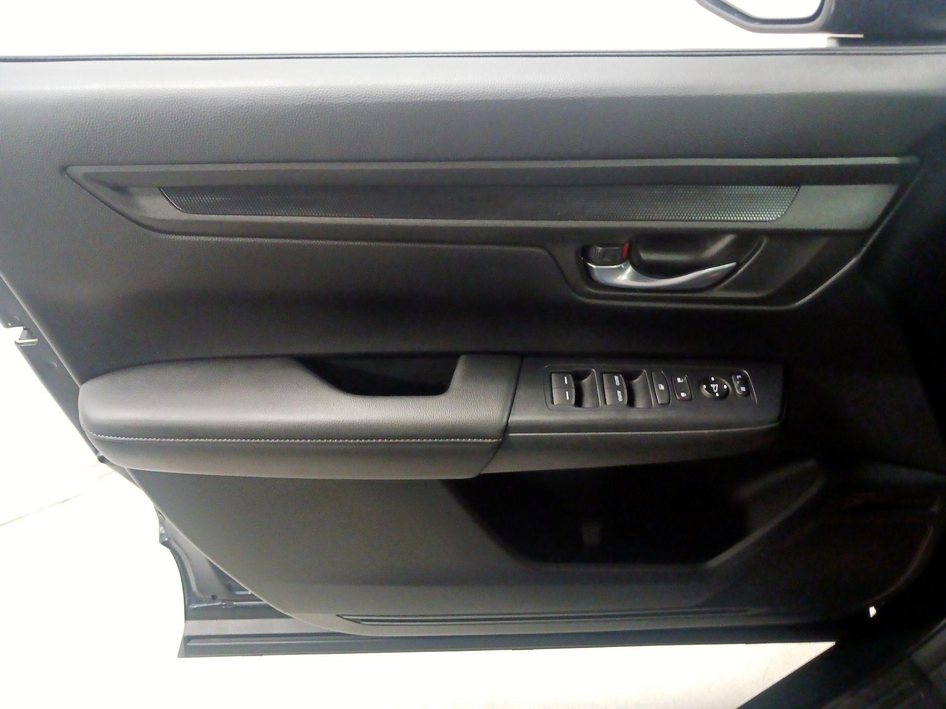 Thumbnail: 2023 Honda CR-V - 10