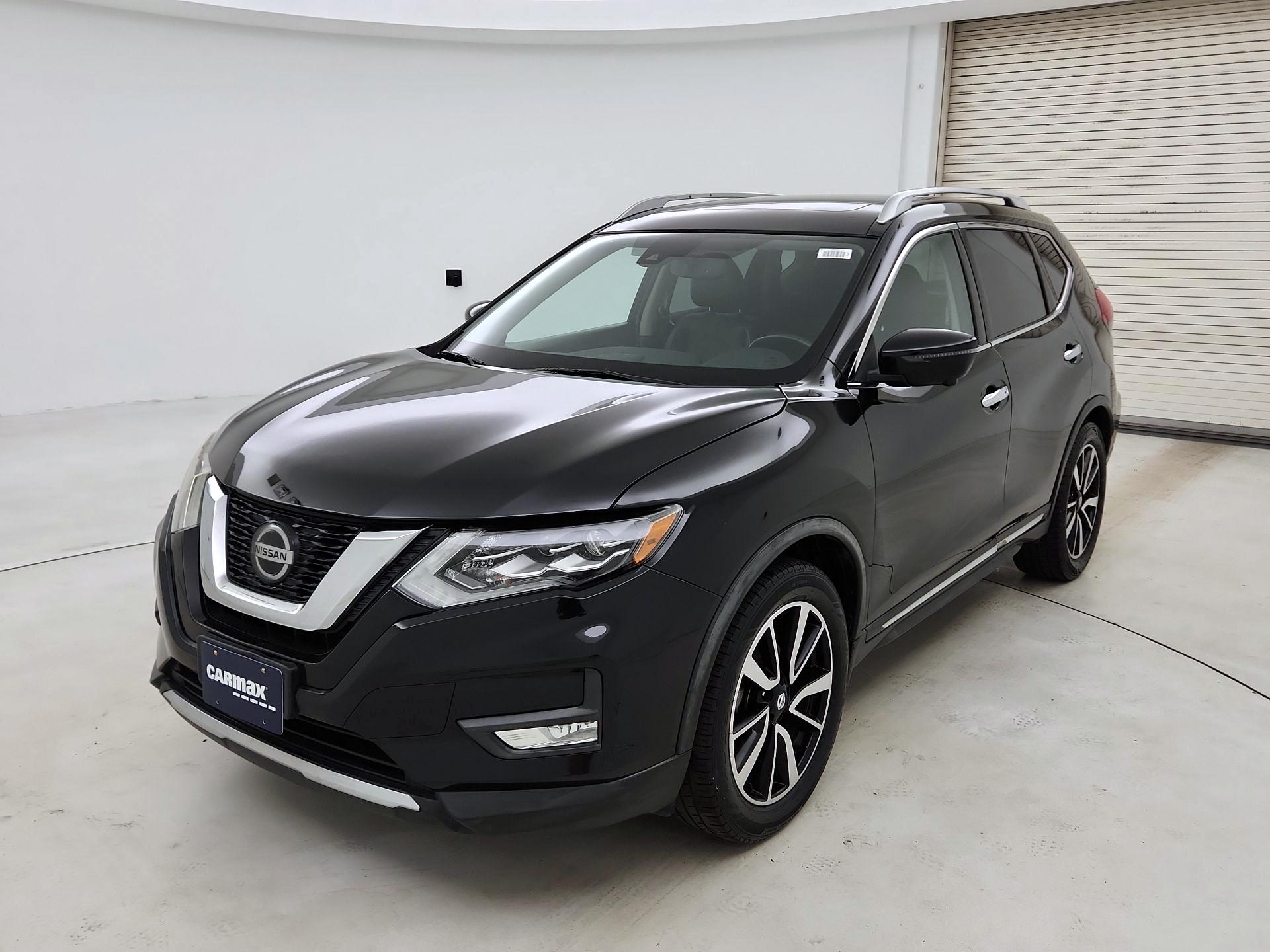 Thumbnail: 2018 Nissan Rogue - 3