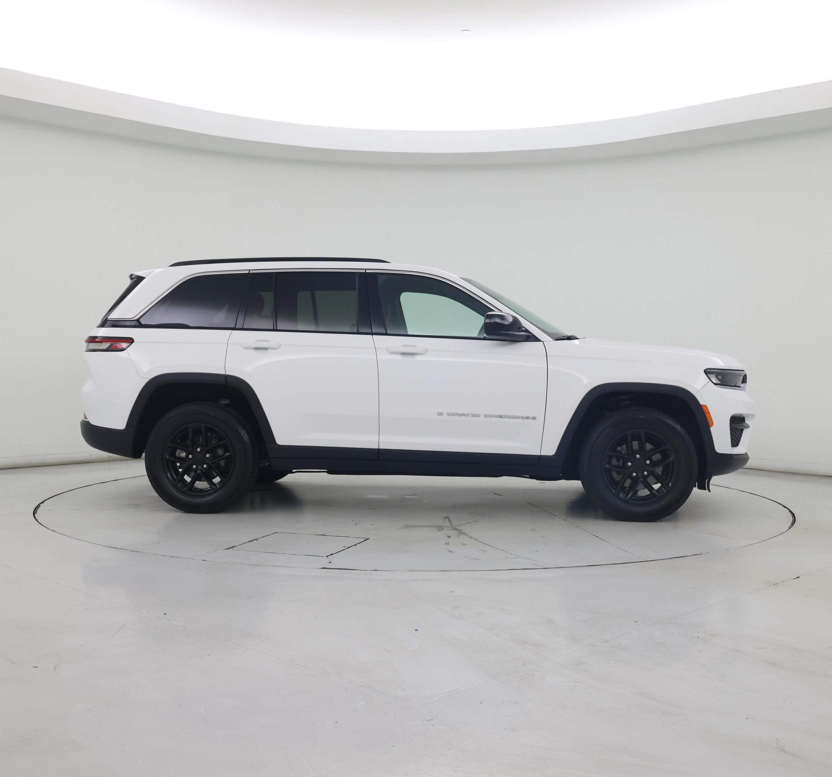 Thumbnail: 2024 Jeep Grand Cherokee - 7