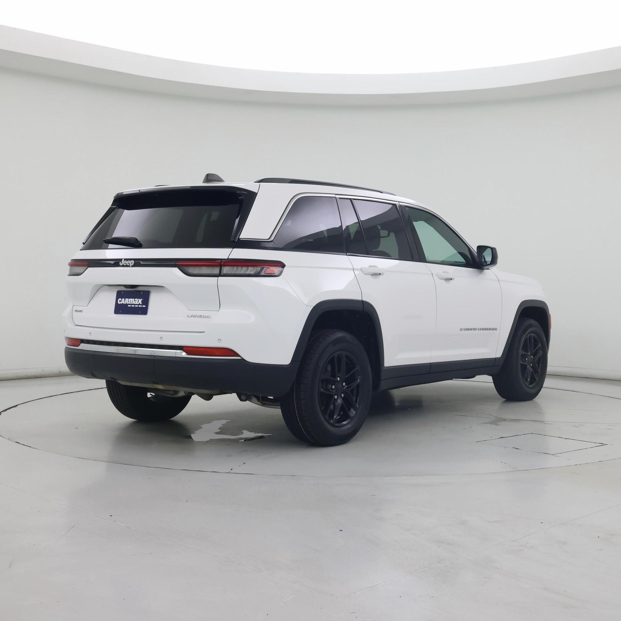 Thumbnail: 2024 Jeep Grand Cherokee - 8