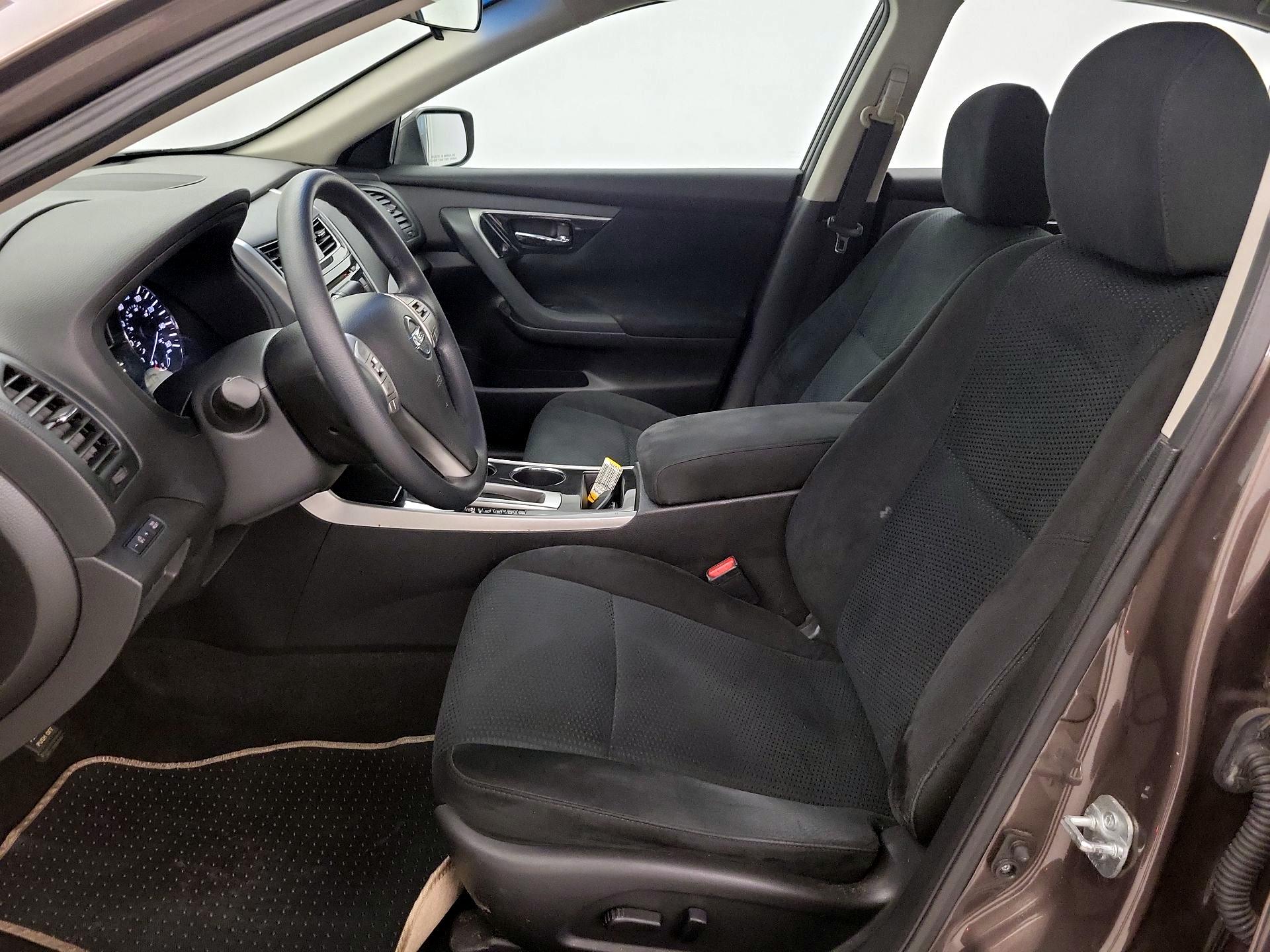 Thumbnail: 2014 Nissan Altima - 11