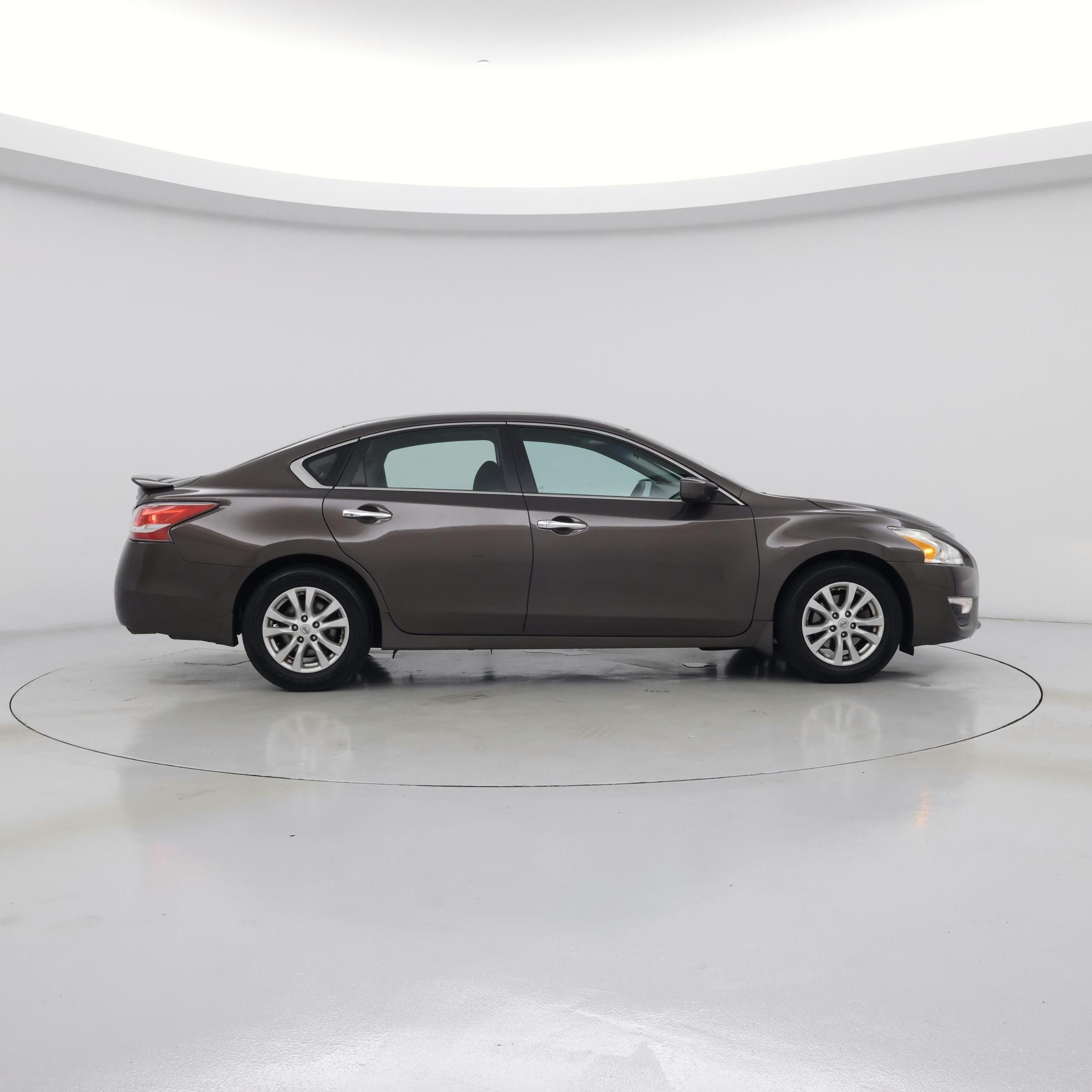 Thumbnail: 2014 Nissan Altima - 7