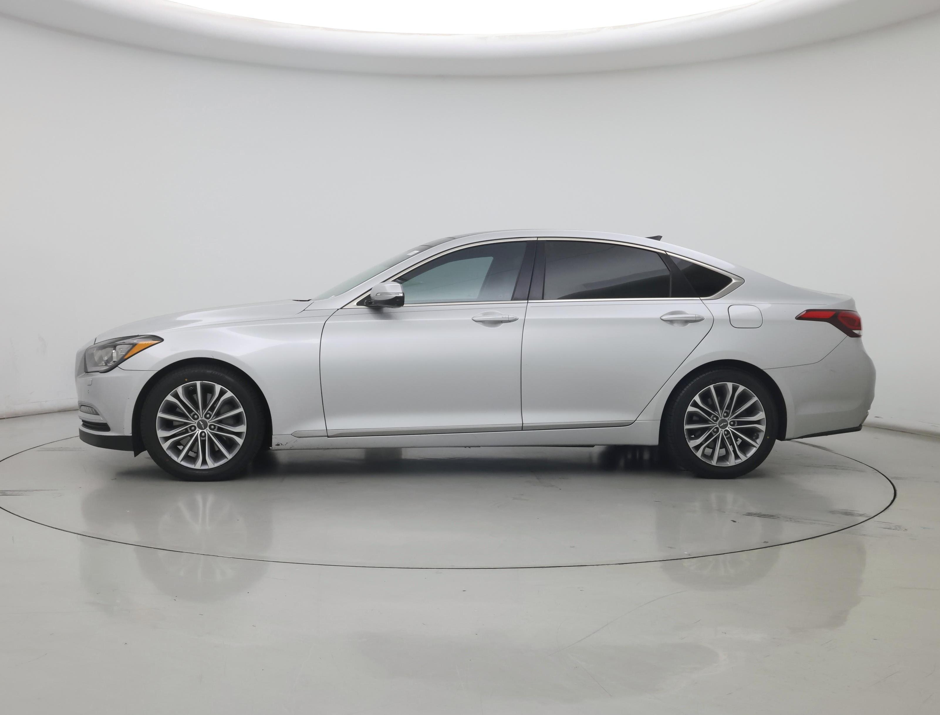Thumbnail: 2017 Genesis G80 - 3