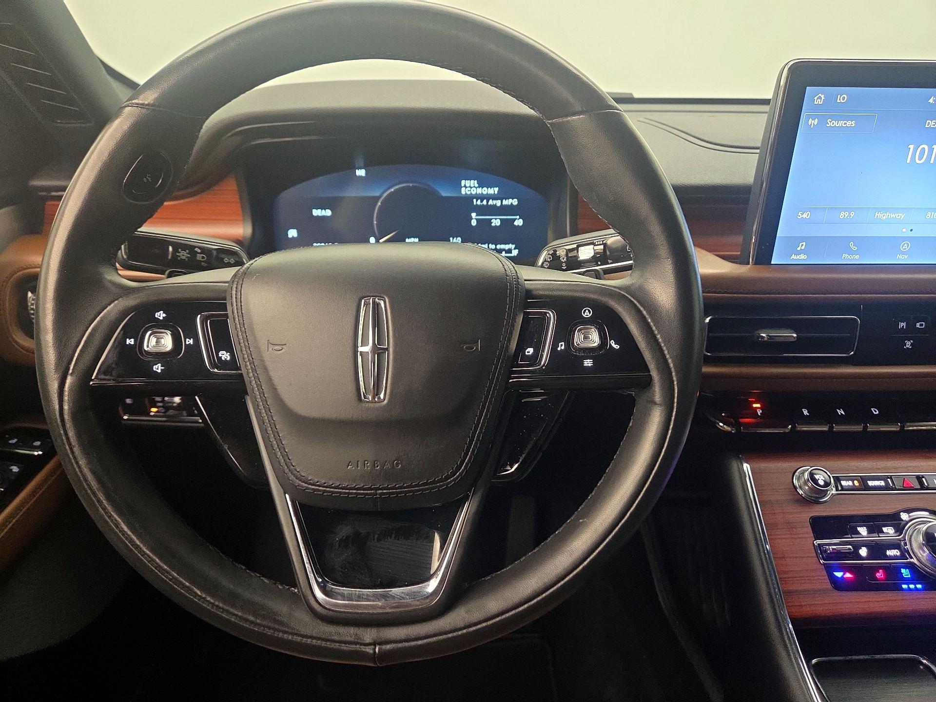 Thumbnail: 2021 Lincoln Aviator - 10