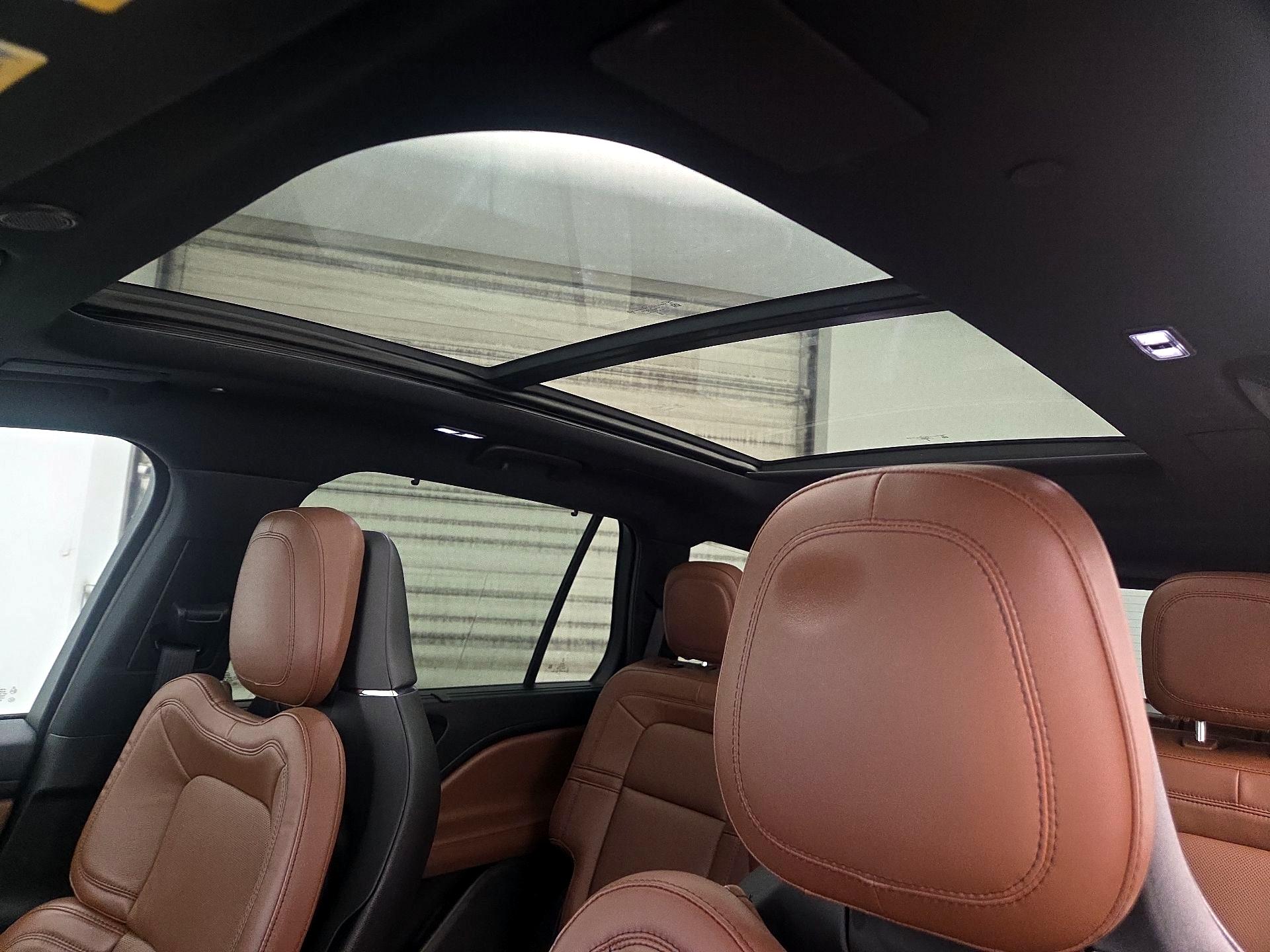 Thumbnail: 2021 Lincoln Aviator - 20