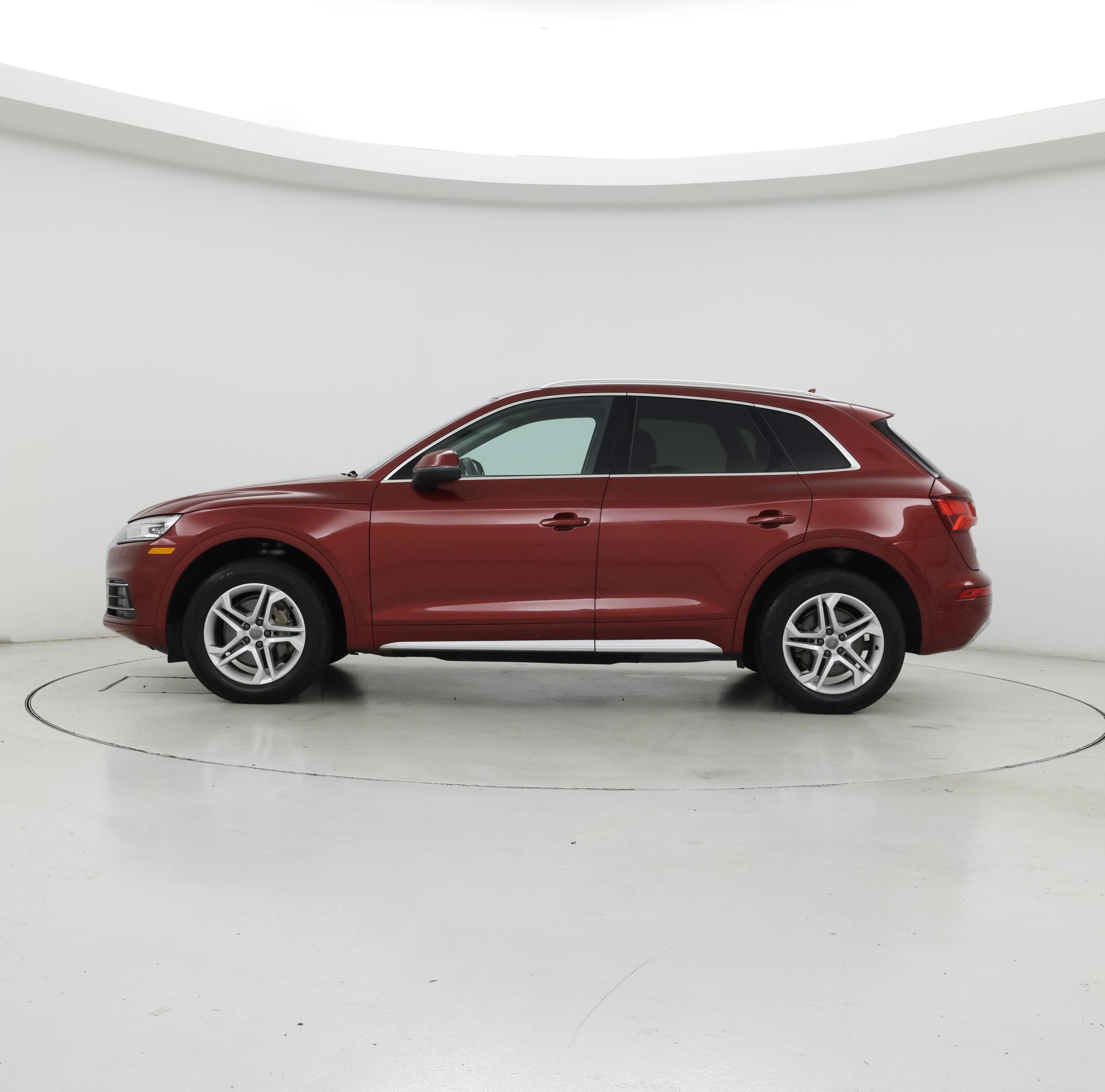 Thumbnail: 2019 Audi Q5 - 3