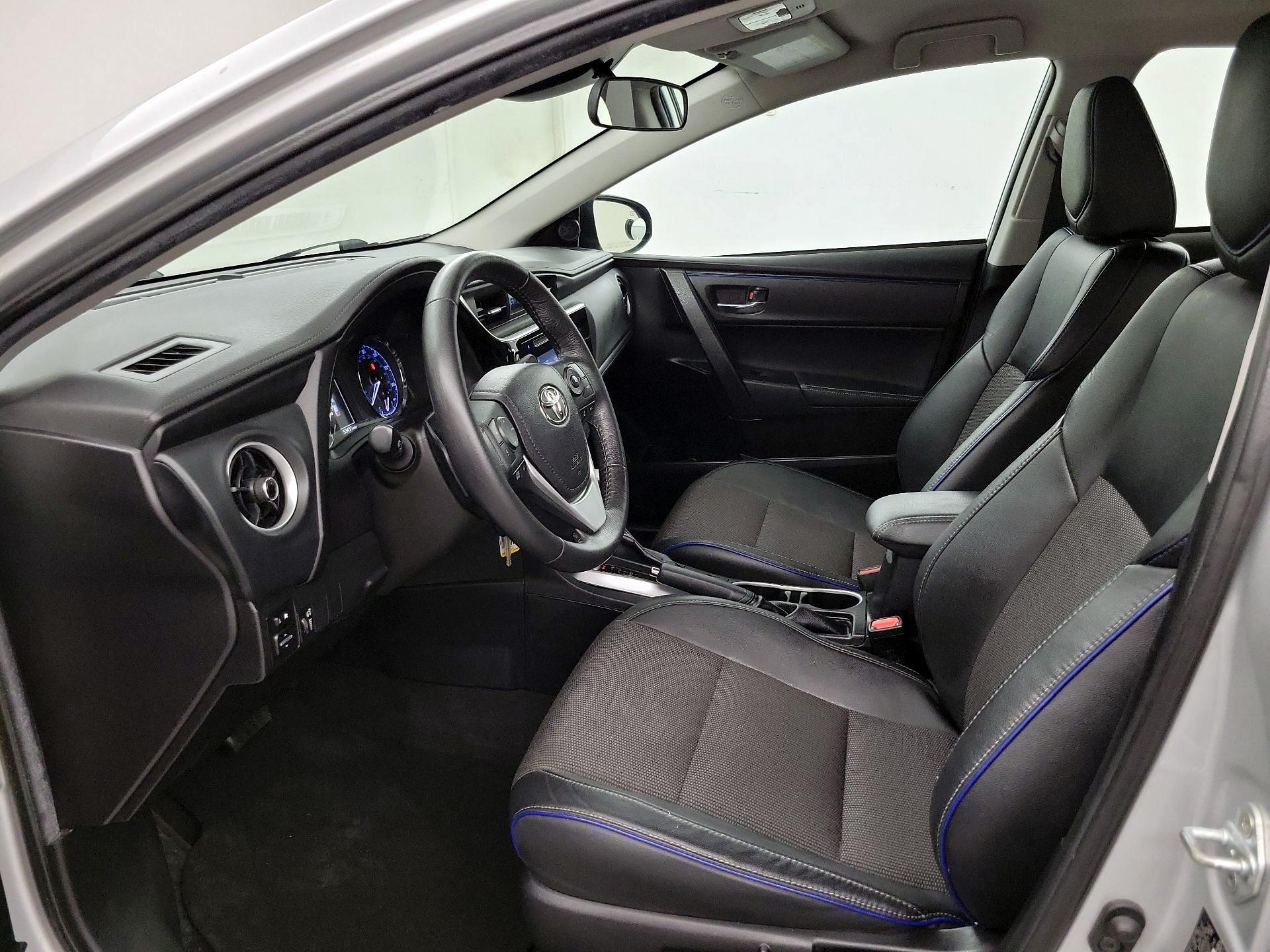 Thumbnail: 2018 Toyota Corolla - 11