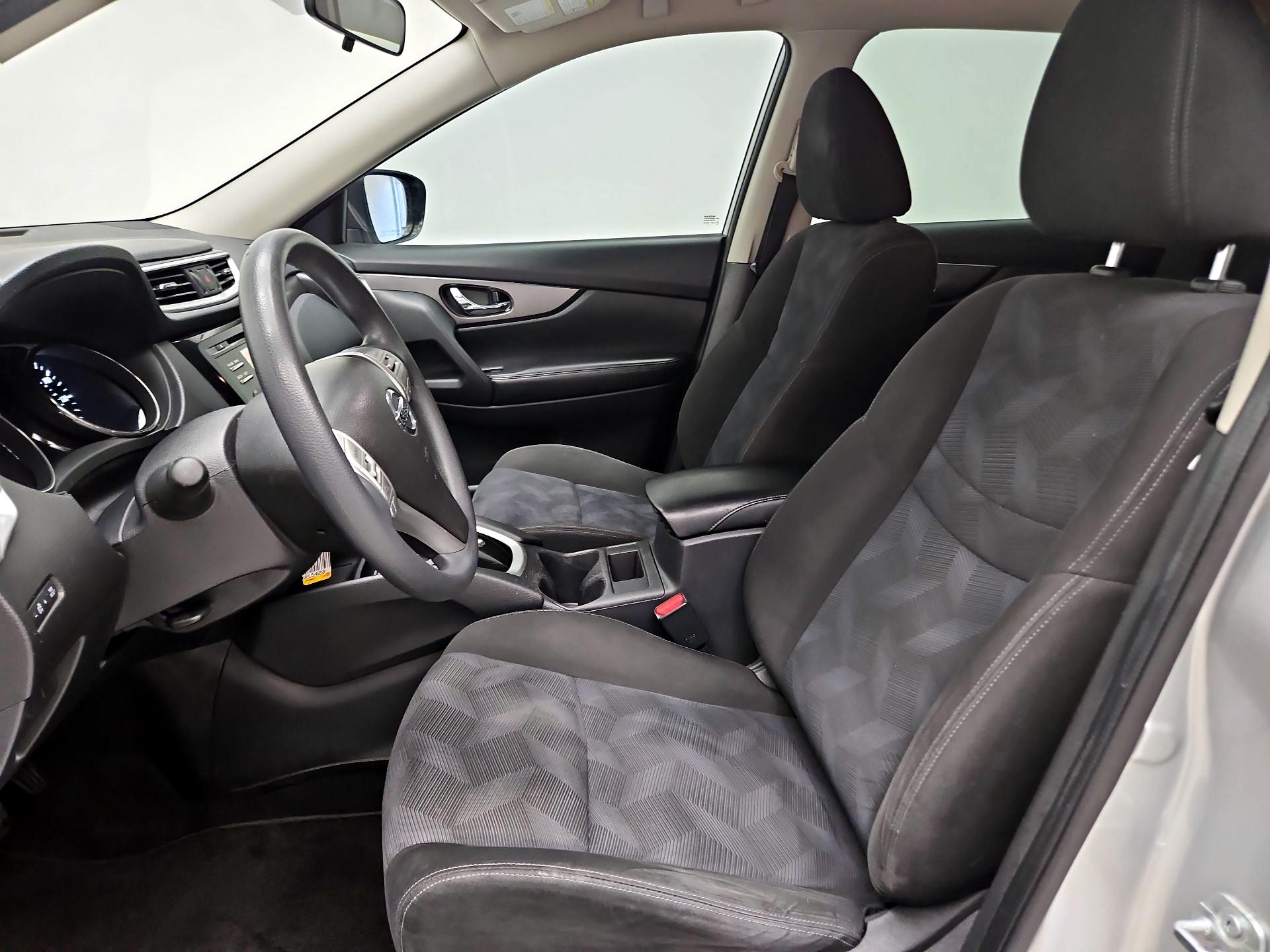 Thumbnail: 2015 Nissan Rogue - 11