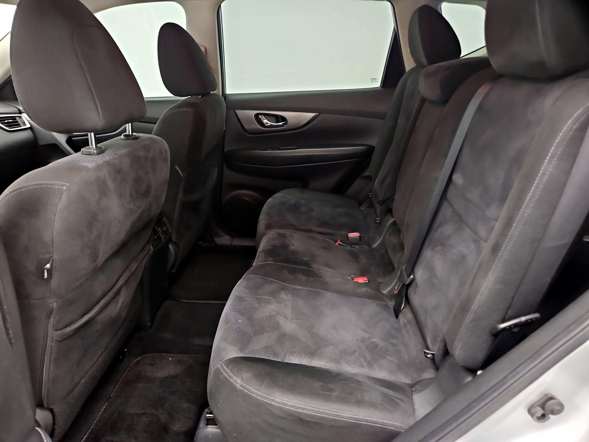 Thumbnail: 2015 Nissan Rogue - 19