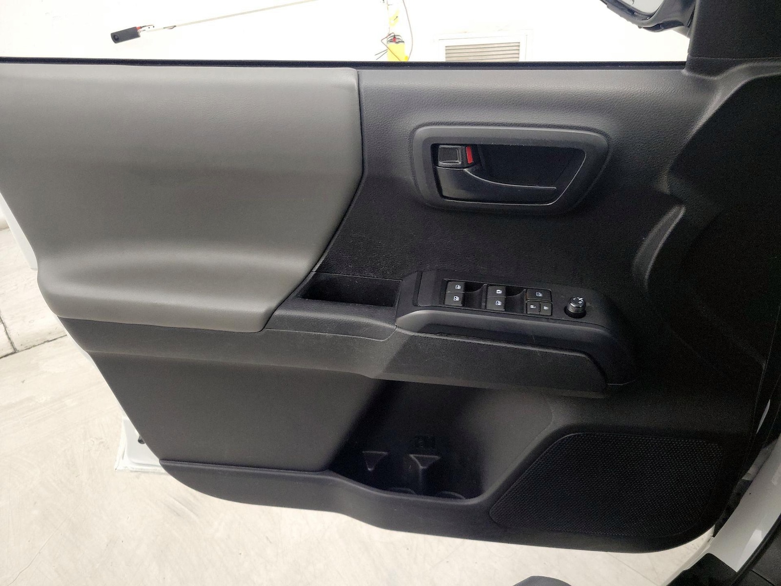 2021 Toyota Tacoma SR - Photo 13