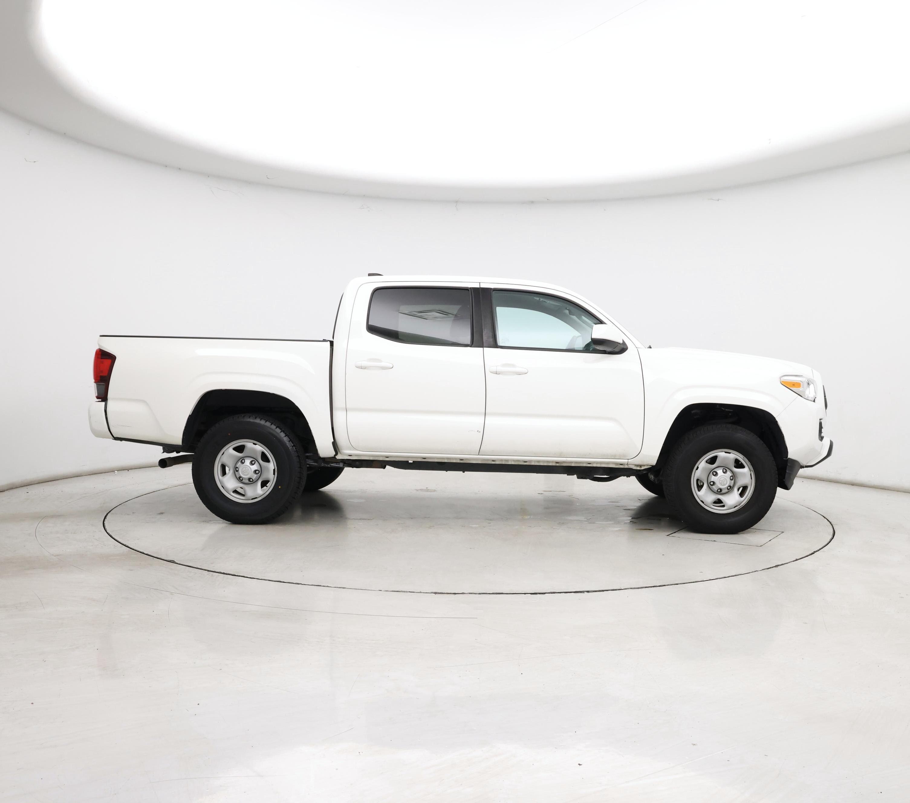 Thumbnail: 2021 Toyota Tacoma - 7