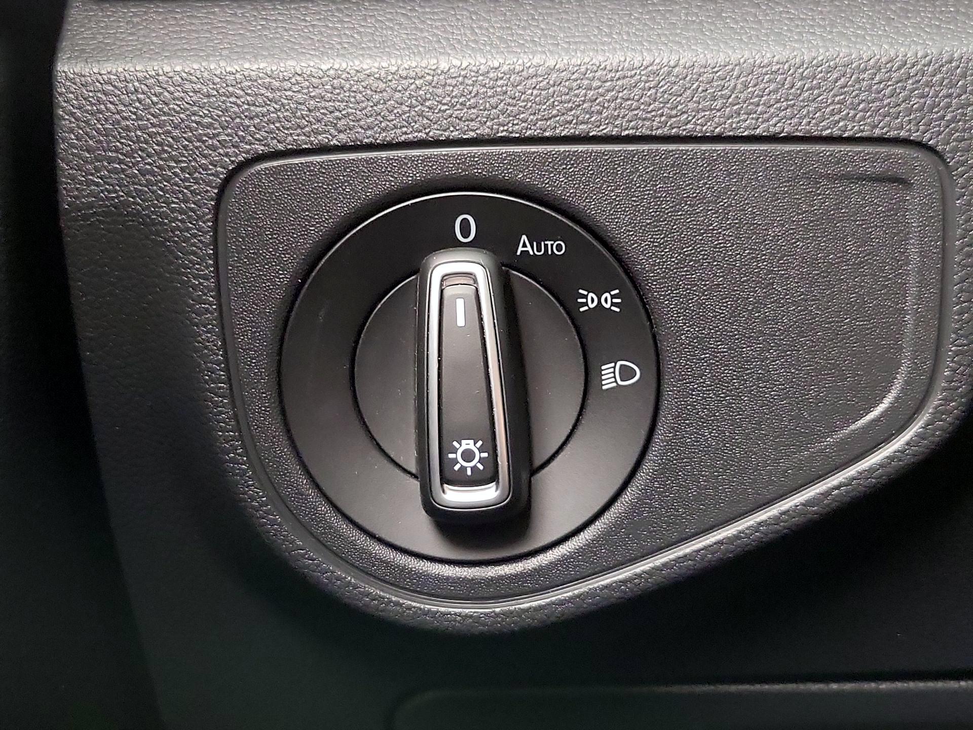 Thumbnail: 2019 Volkswagen Atlas - 13