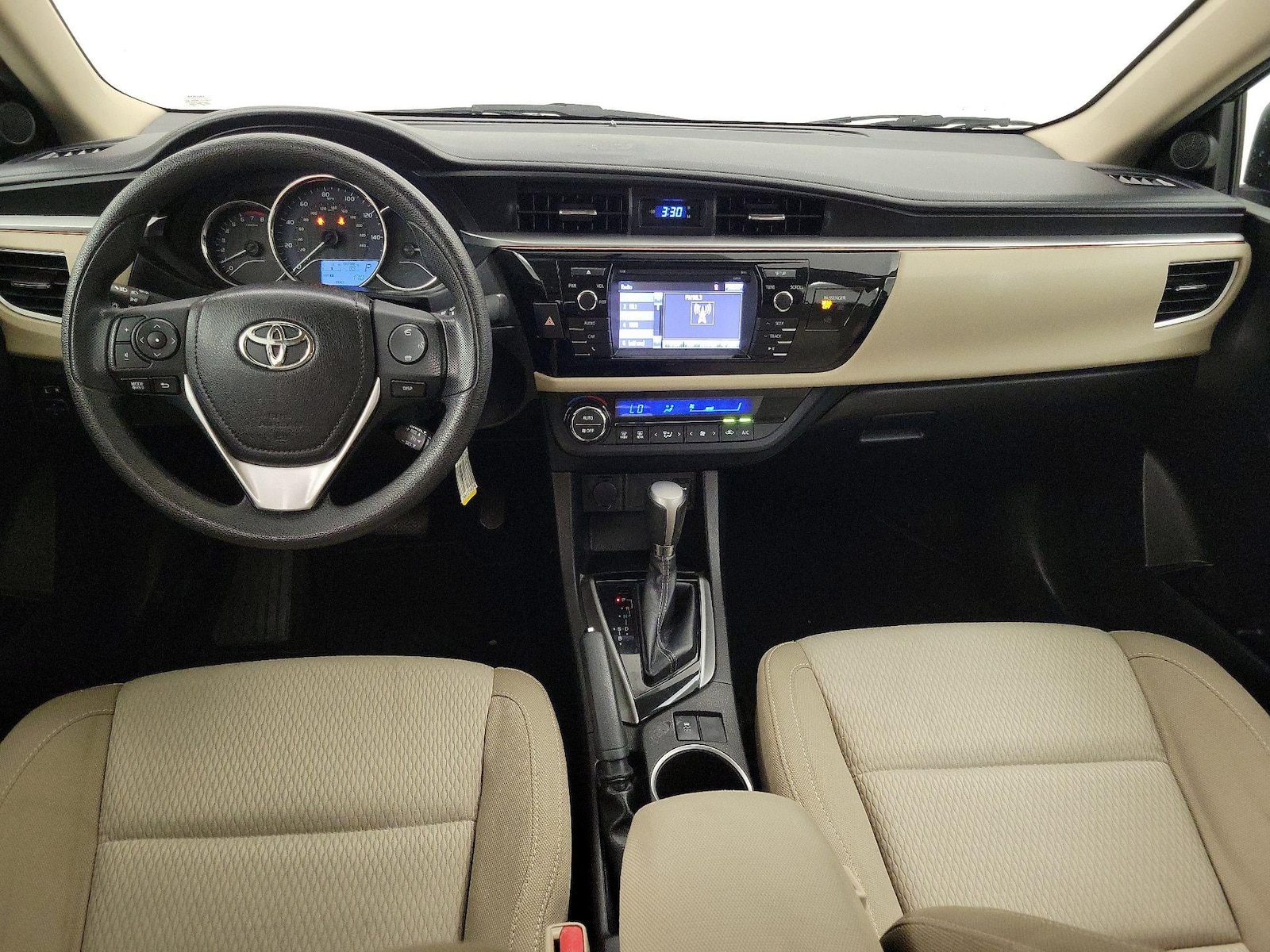 2016 Toyota Corolla LE - Photo 10
