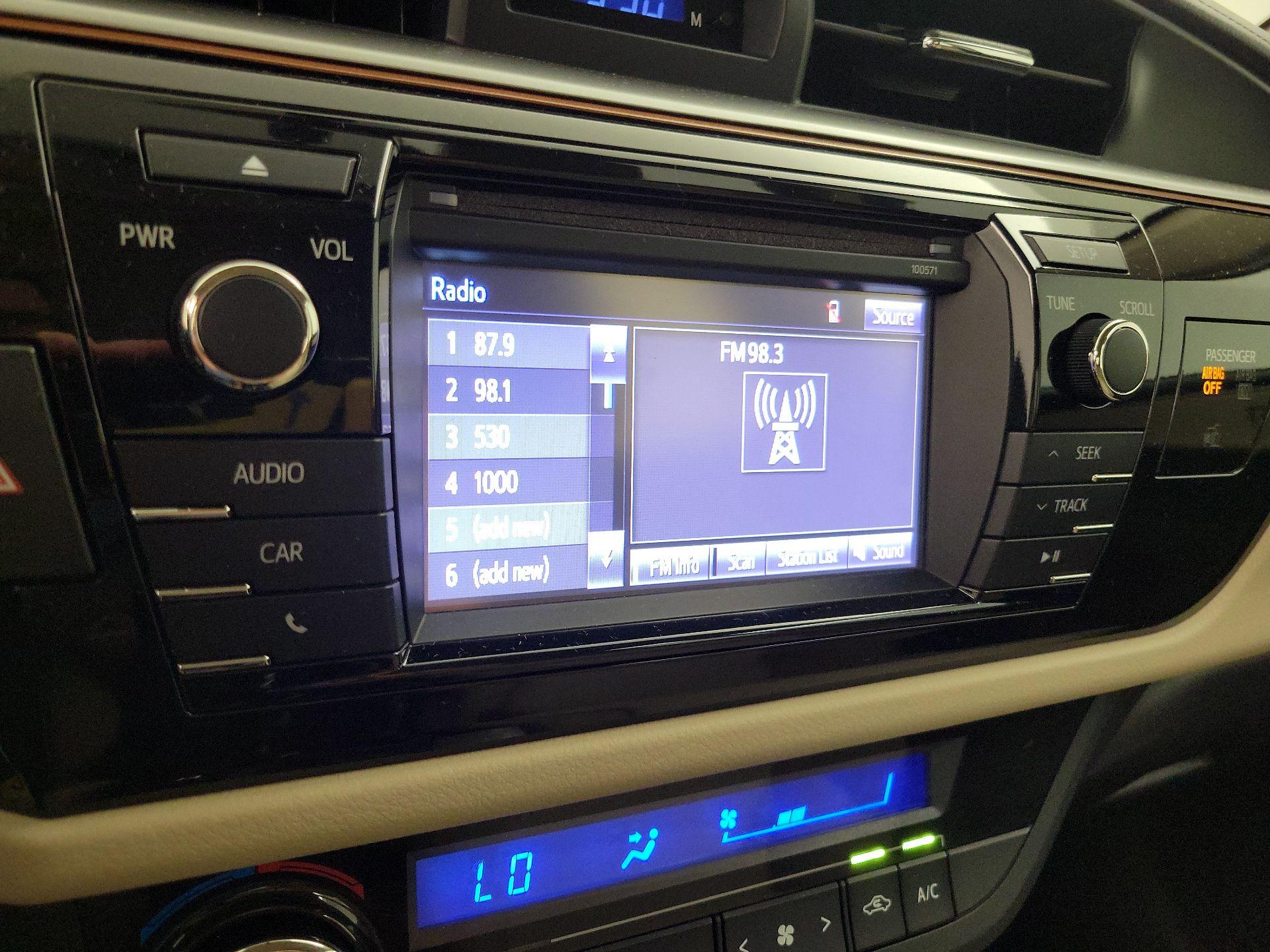 Thumbnail: 2016 Toyota Corolla - 15