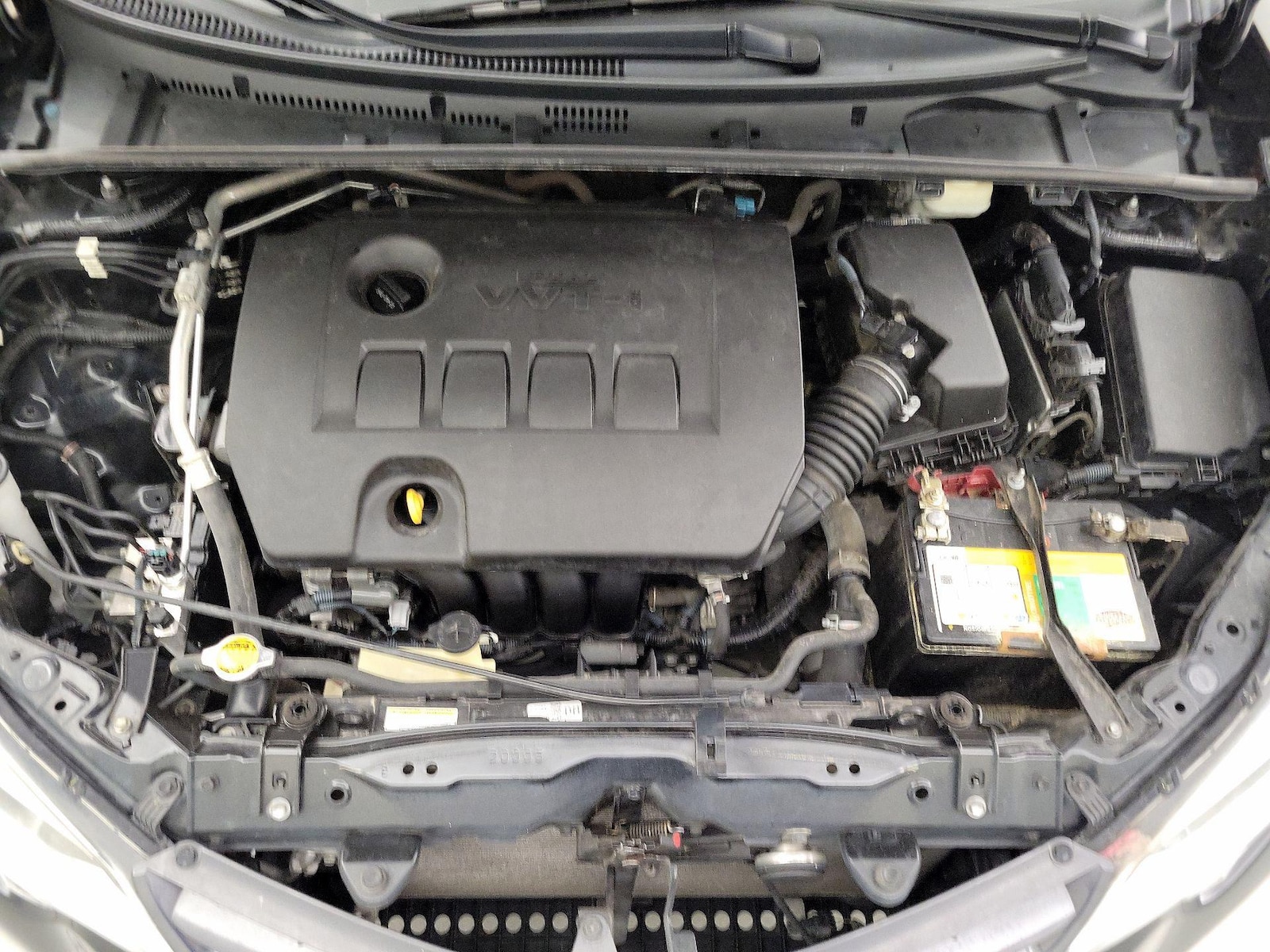 2016 Toyota Corolla LE - Photo 22