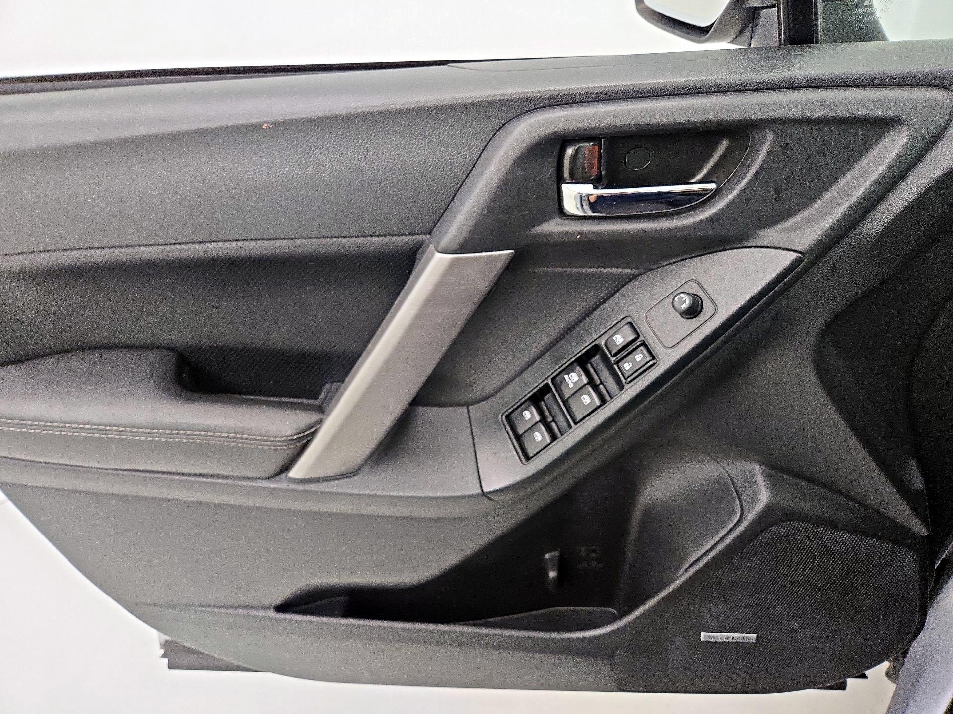 Thumbnail: 2016 Subaru Forester - 12