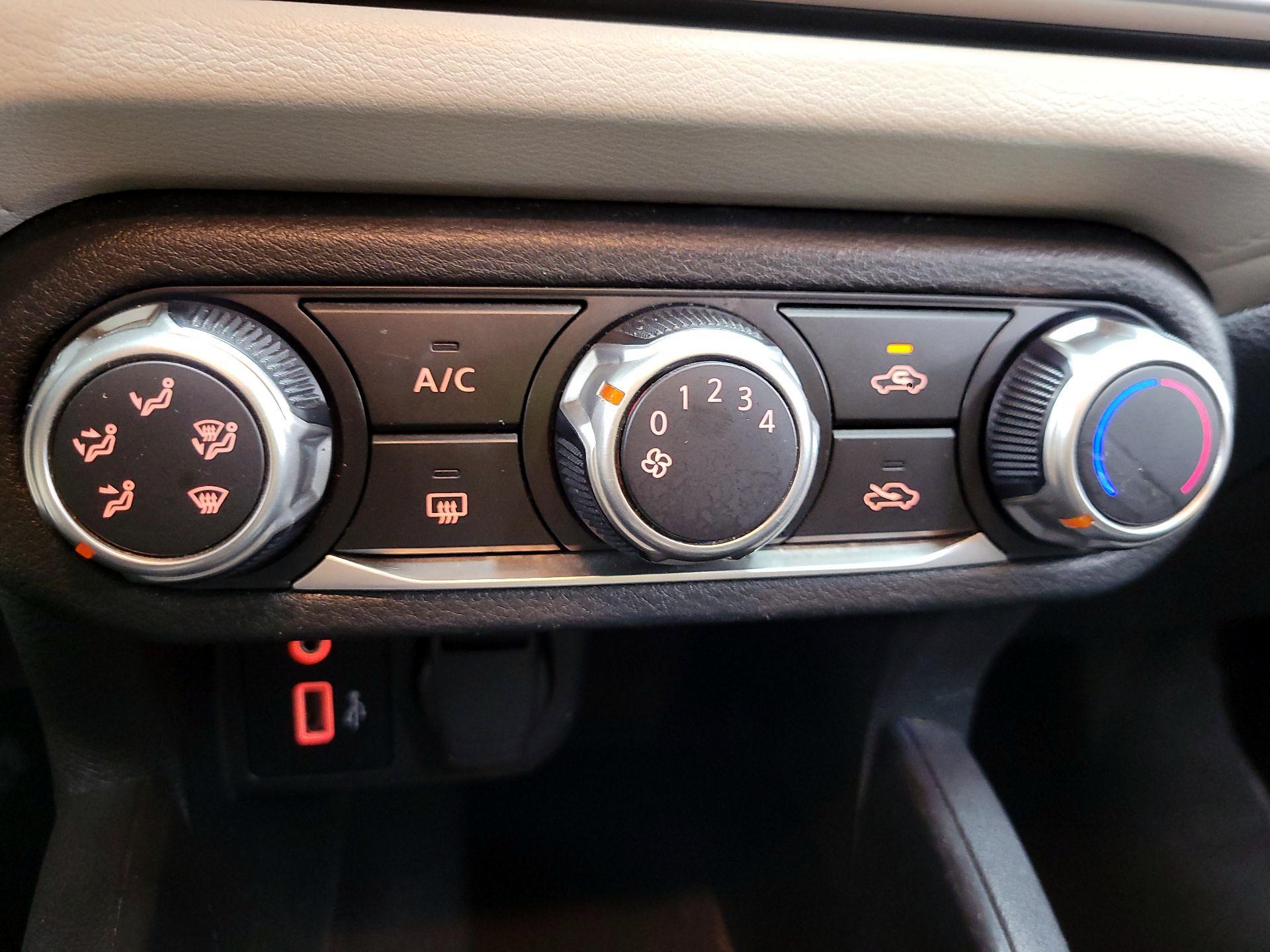 Thumbnail: 2021 Nissan Versa - 16