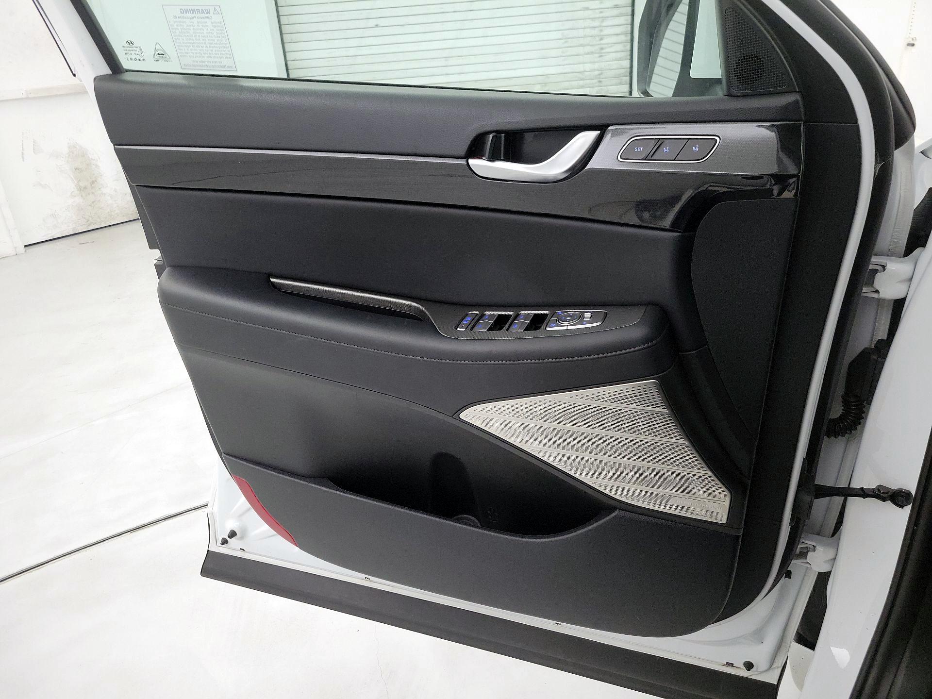 Thumbnail: 2021 Hyundai Palisade - 12