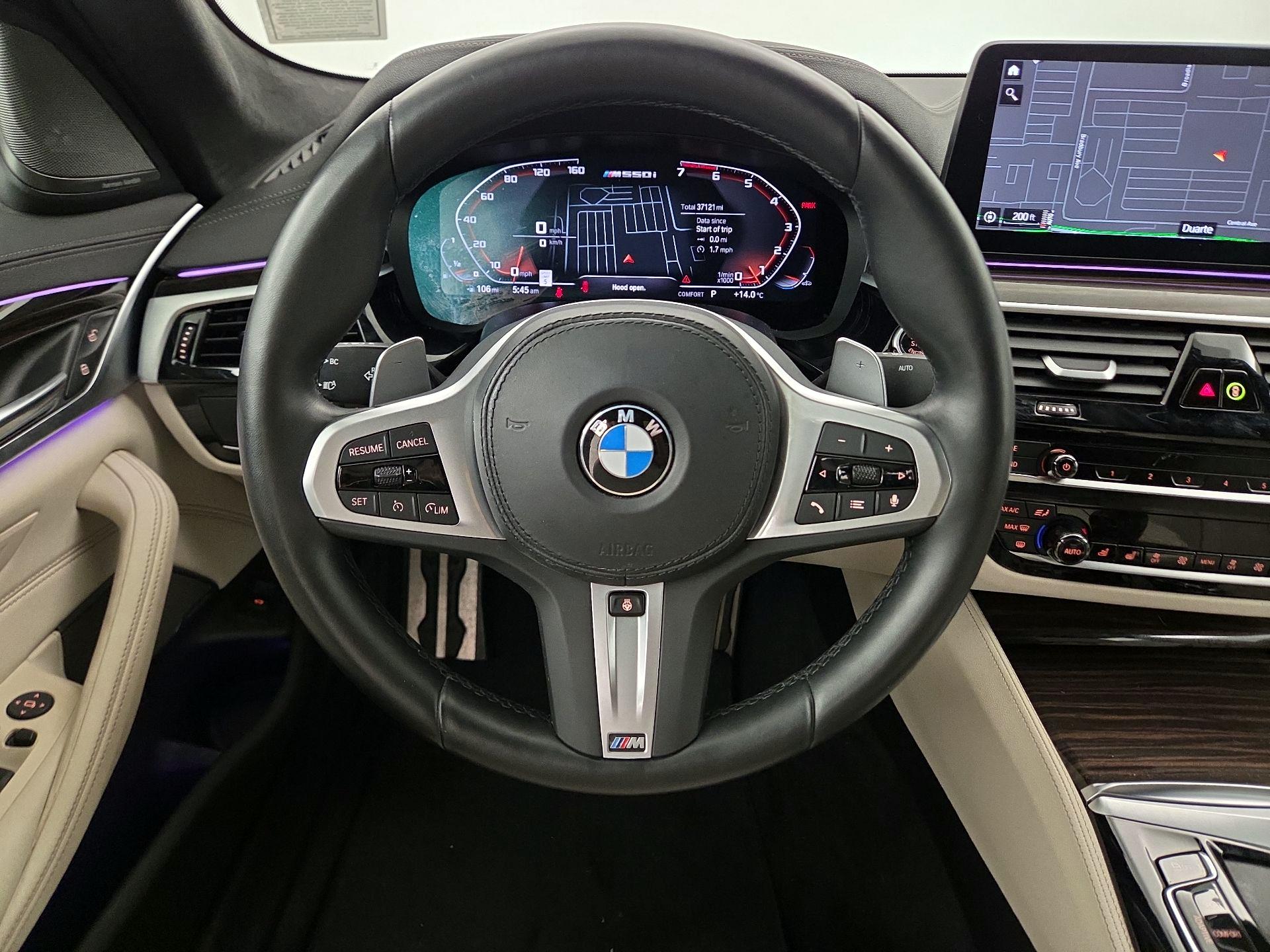Thumbnail: 2022 BMW 5 Series - 10