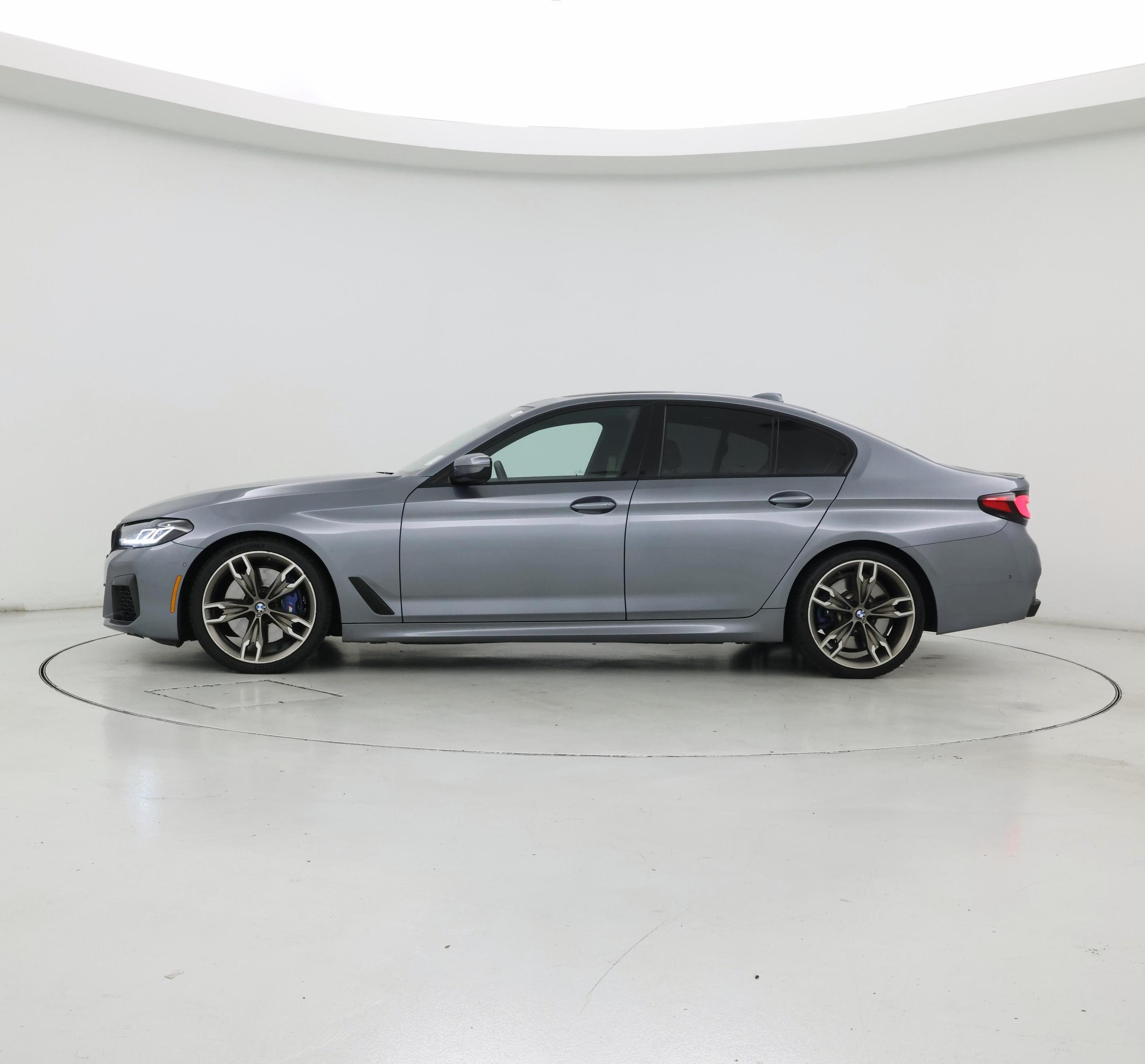 Thumbnail: 2022 BMW 5 Series - 3