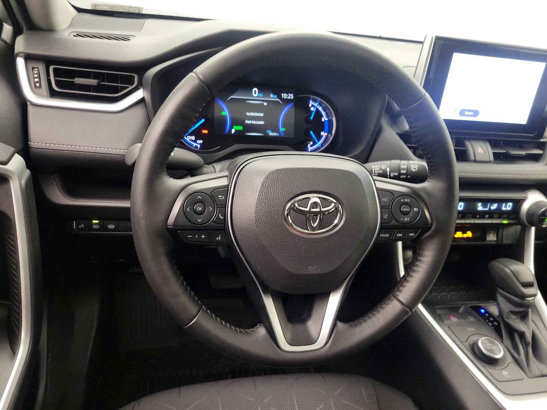 Thumbnail: 2025 Toyota RAV4 - 10