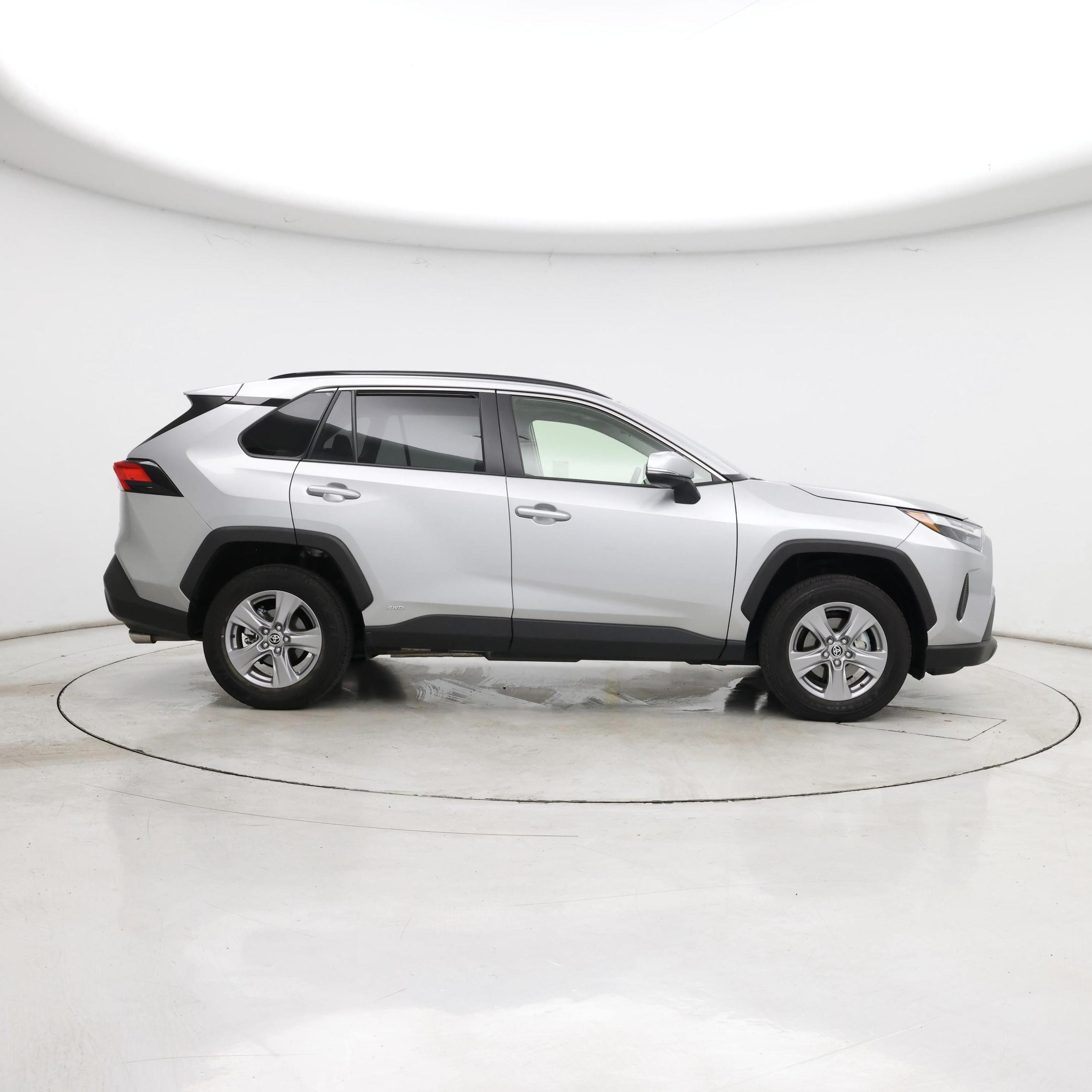 Thumbnail: 2025 Toyota RAV4 - 7