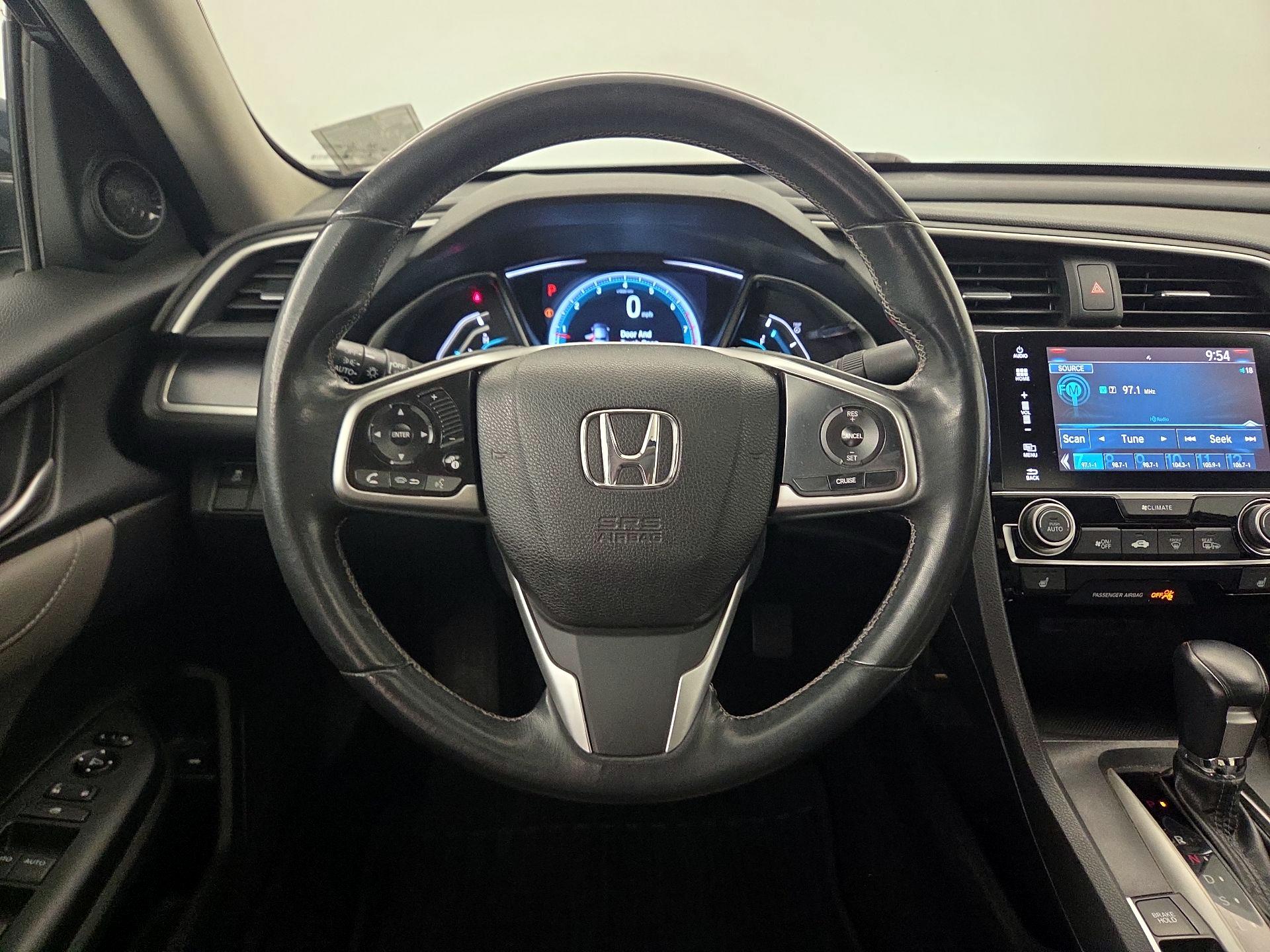 Thumbnail: 2016 Honda Civic - 10