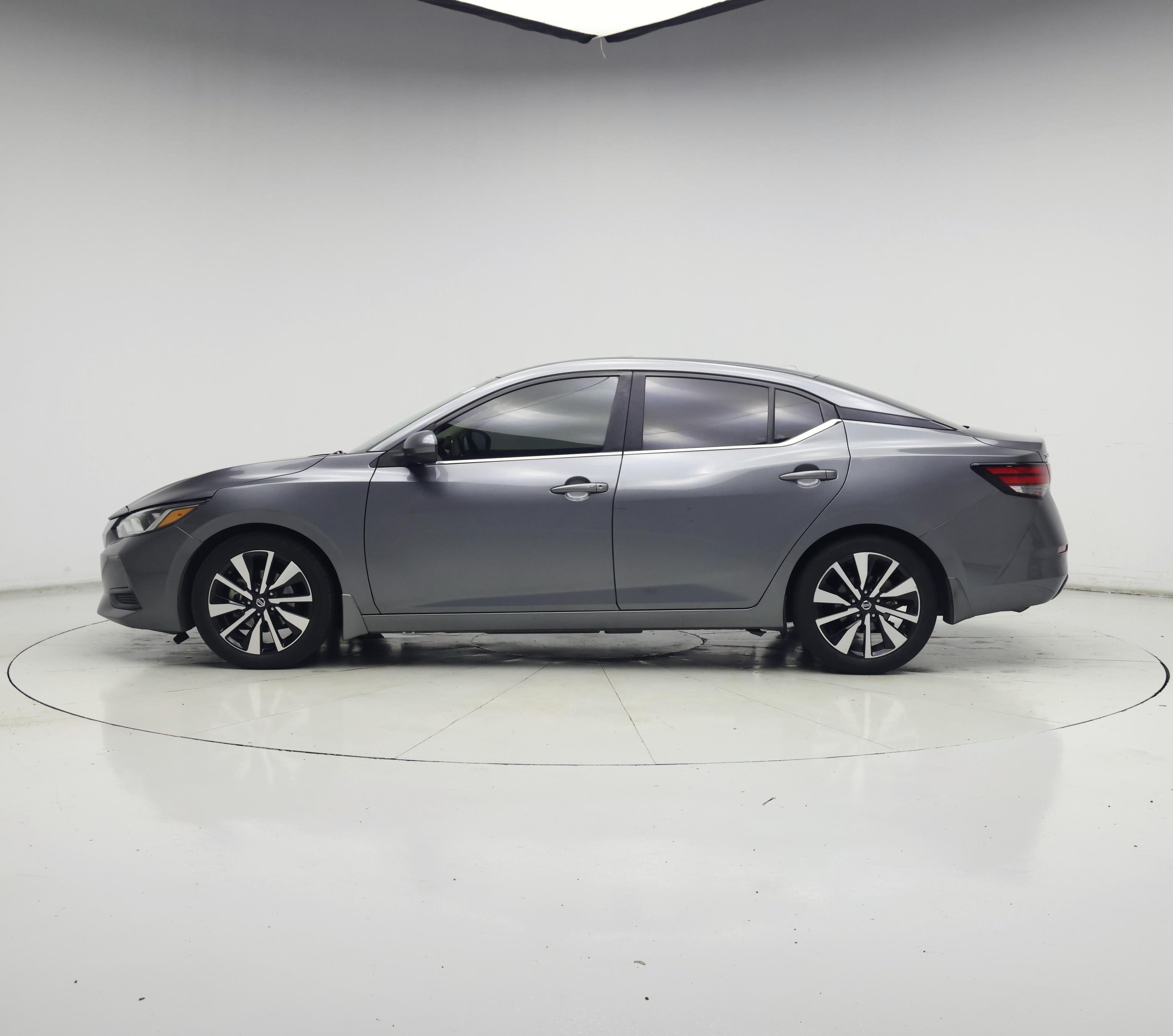 Thumbnail: 2021 Nissan Sentra - 3