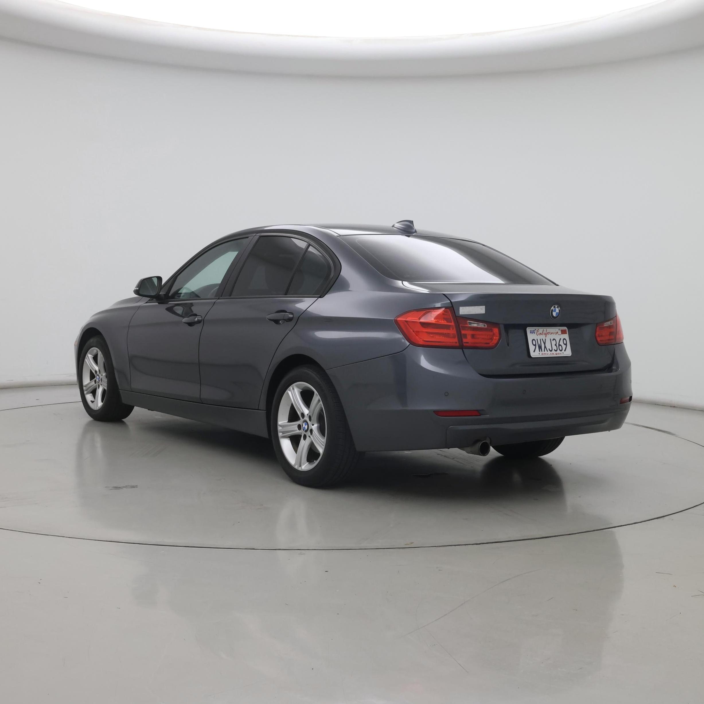 Thumbnail: 2015 BMW 3 Series - 2