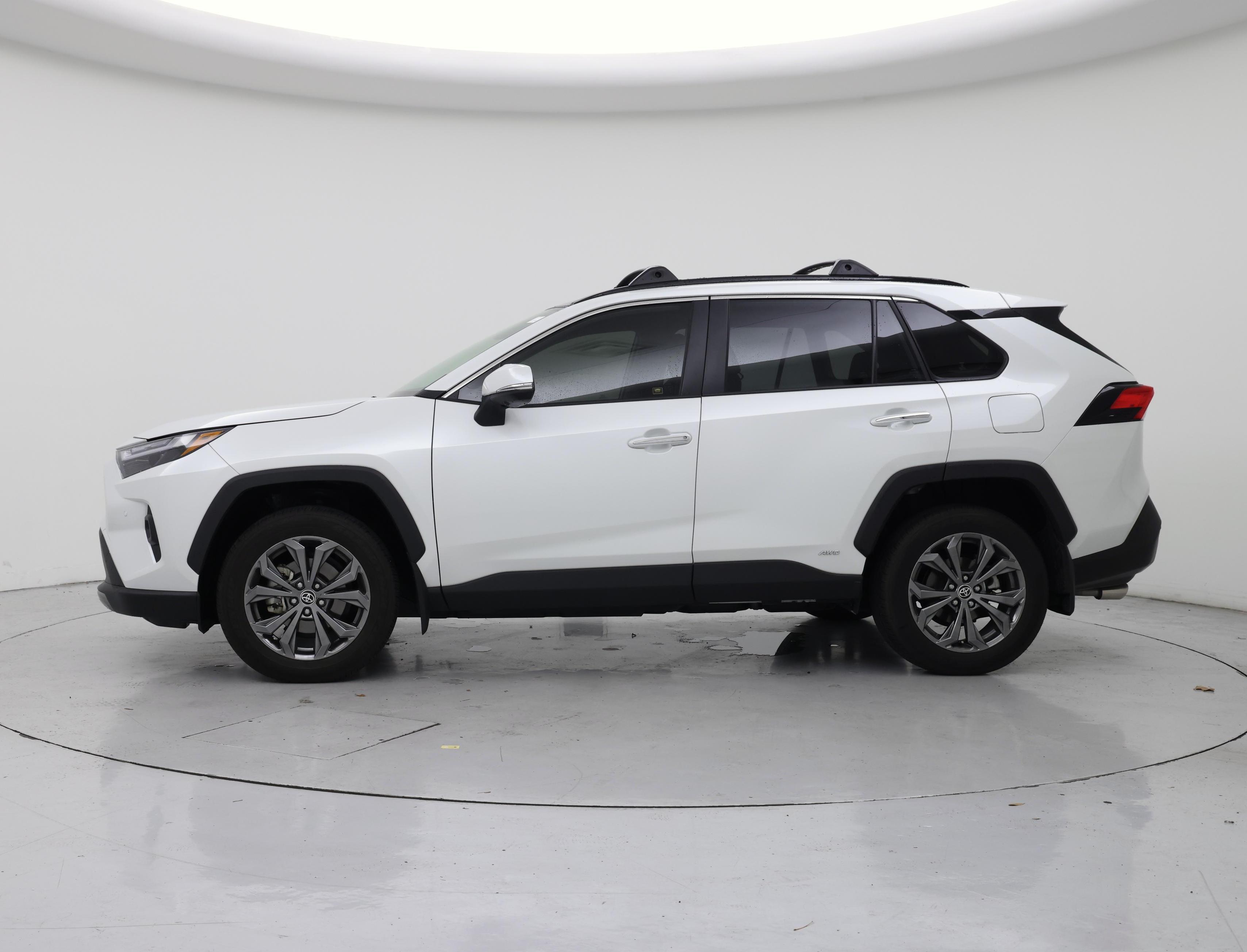 Thumbnail: 2025 Toyota RAV4 - 3