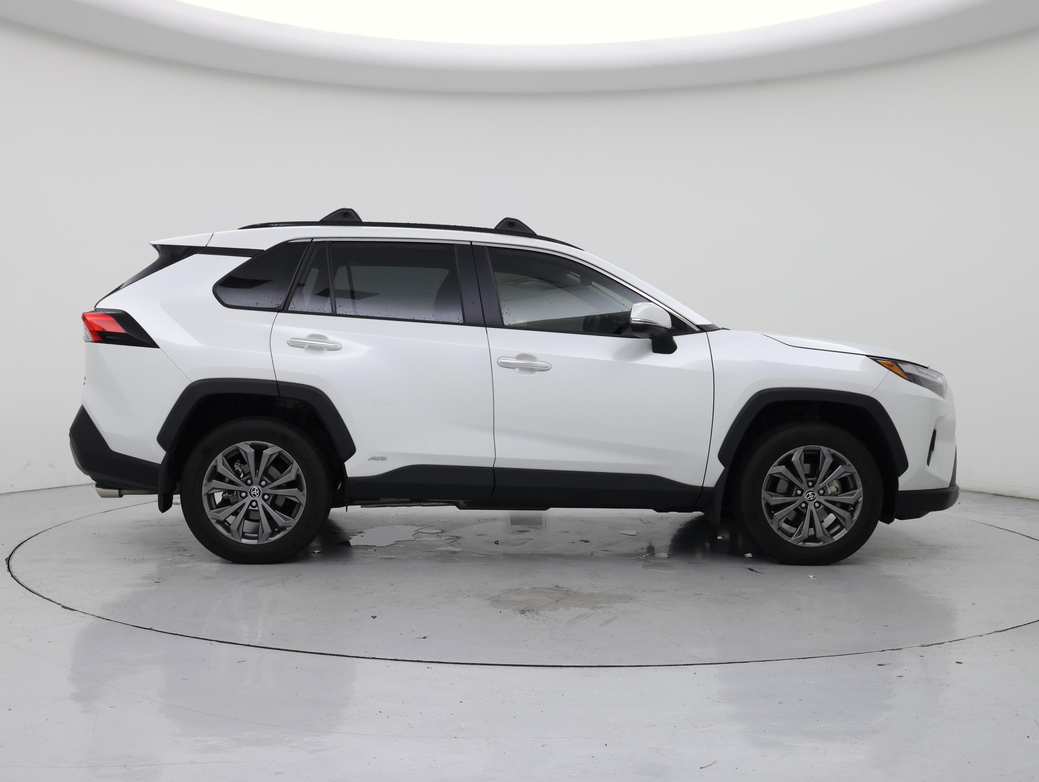 Thumbnail: 2025 Toyota RAV4 - 7