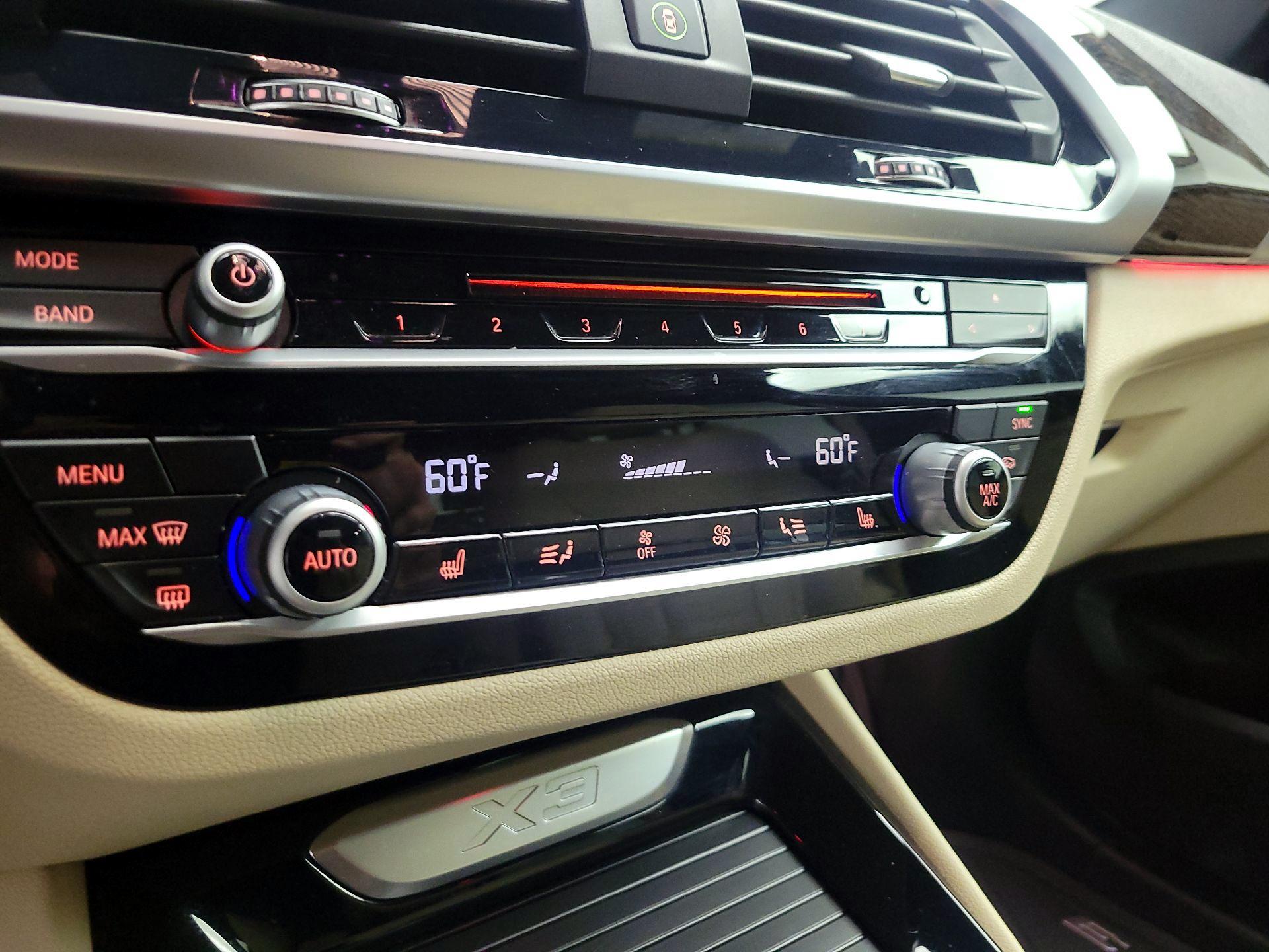 Thumbnail: 2019 BMW X3 - 14