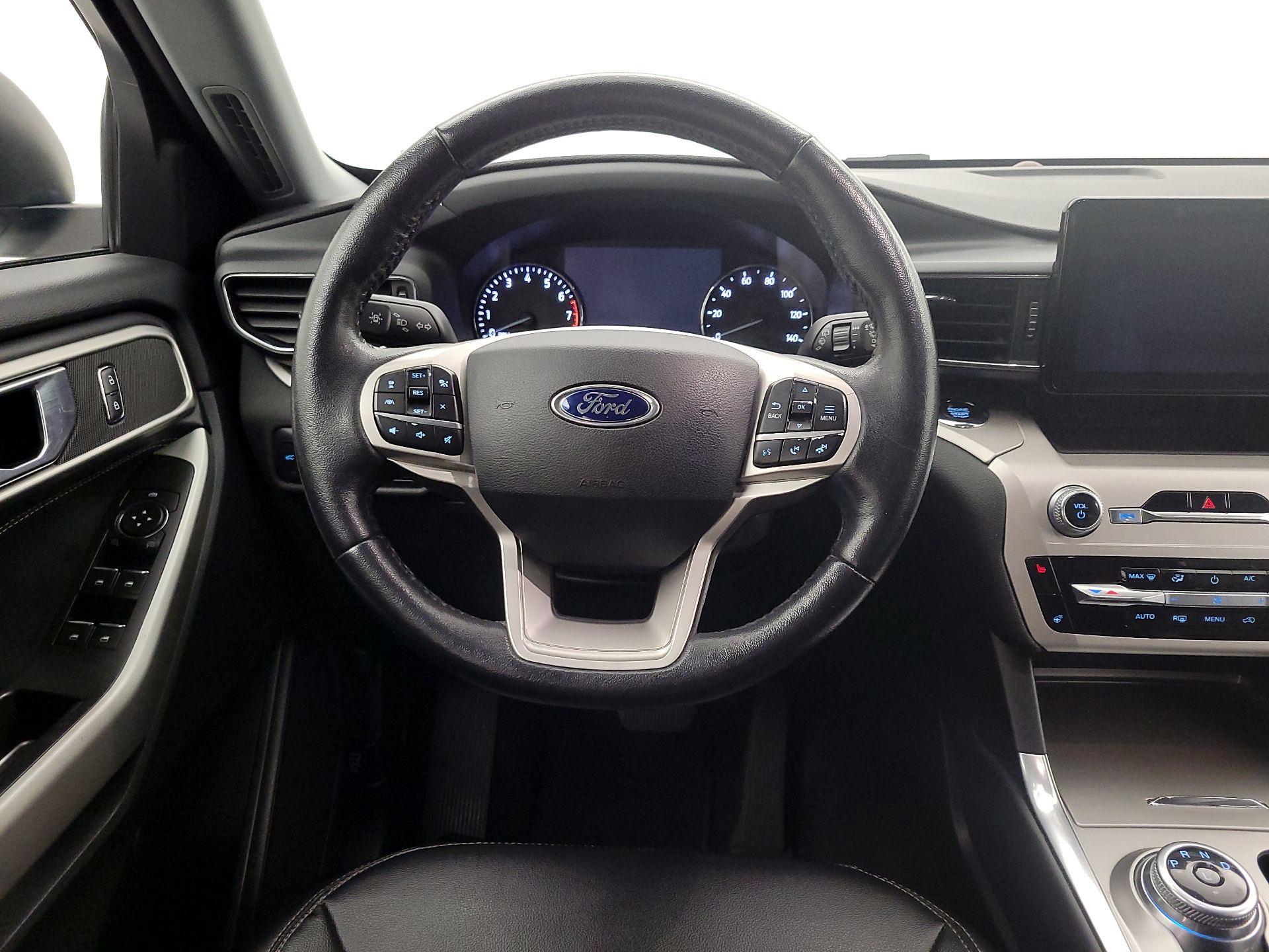 Thumbnail: 2021 Ford Explorer - 10