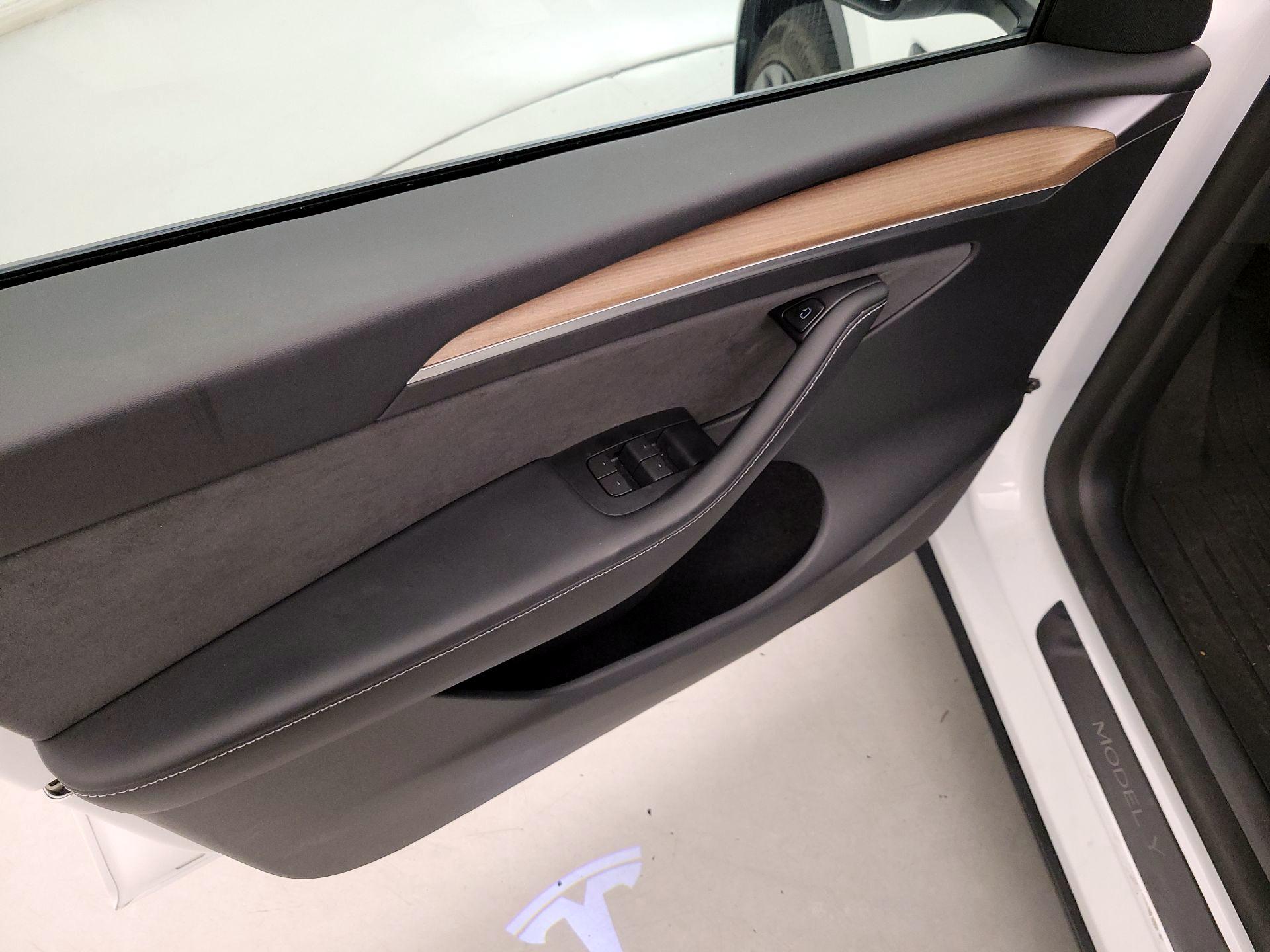 Thumbnail: 2024 Tesla Model Y - 12