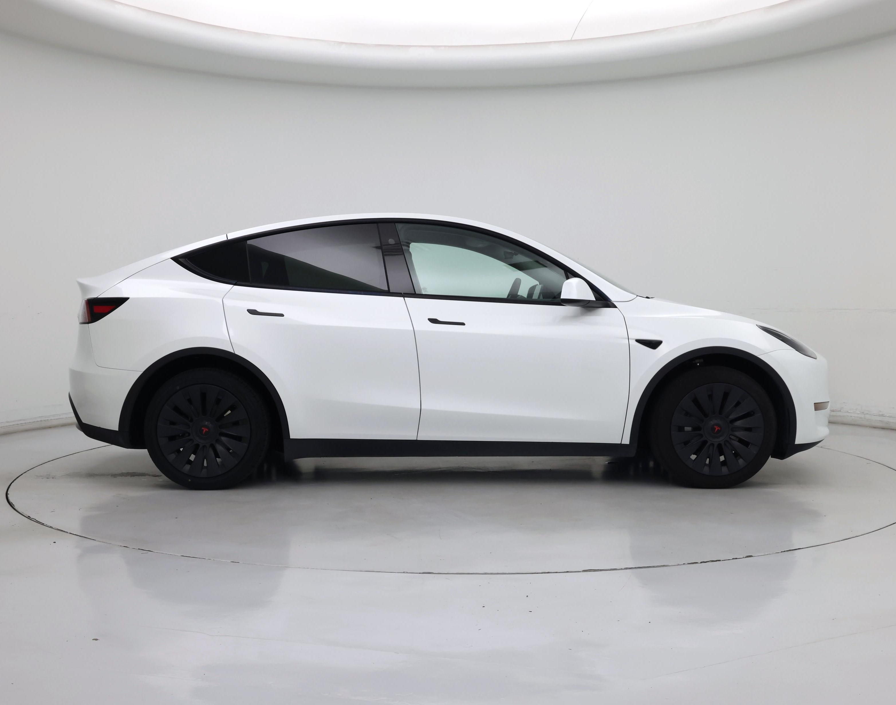 Thumbnail: 2024 Tesla Model Y - 7